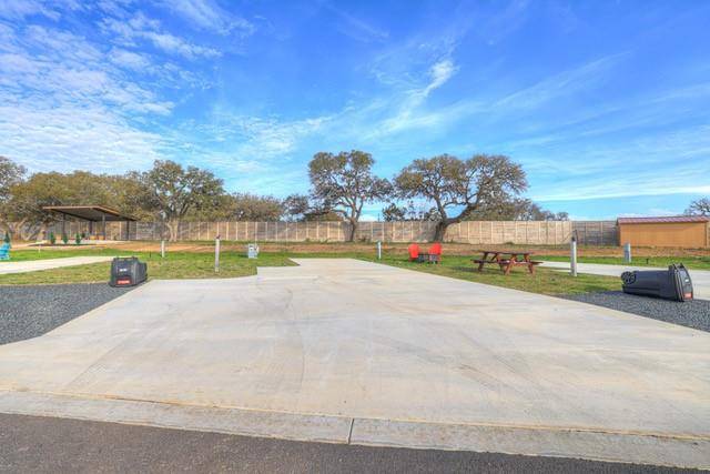 Fredericksburg, TX 78624,5386 Ranch Road 1376 RD #60