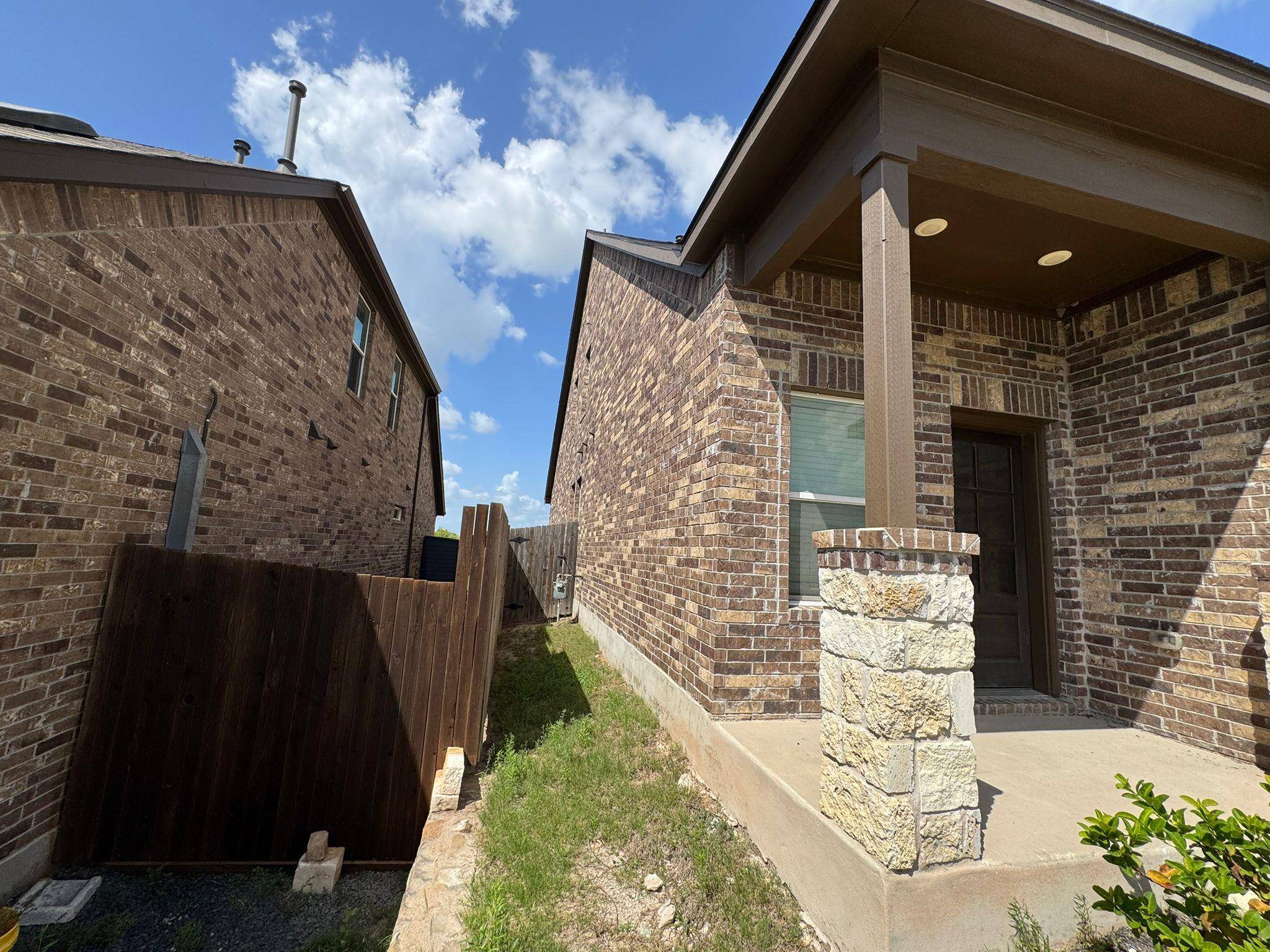 Buda, TX 78610,854 Pepperbark LOOP