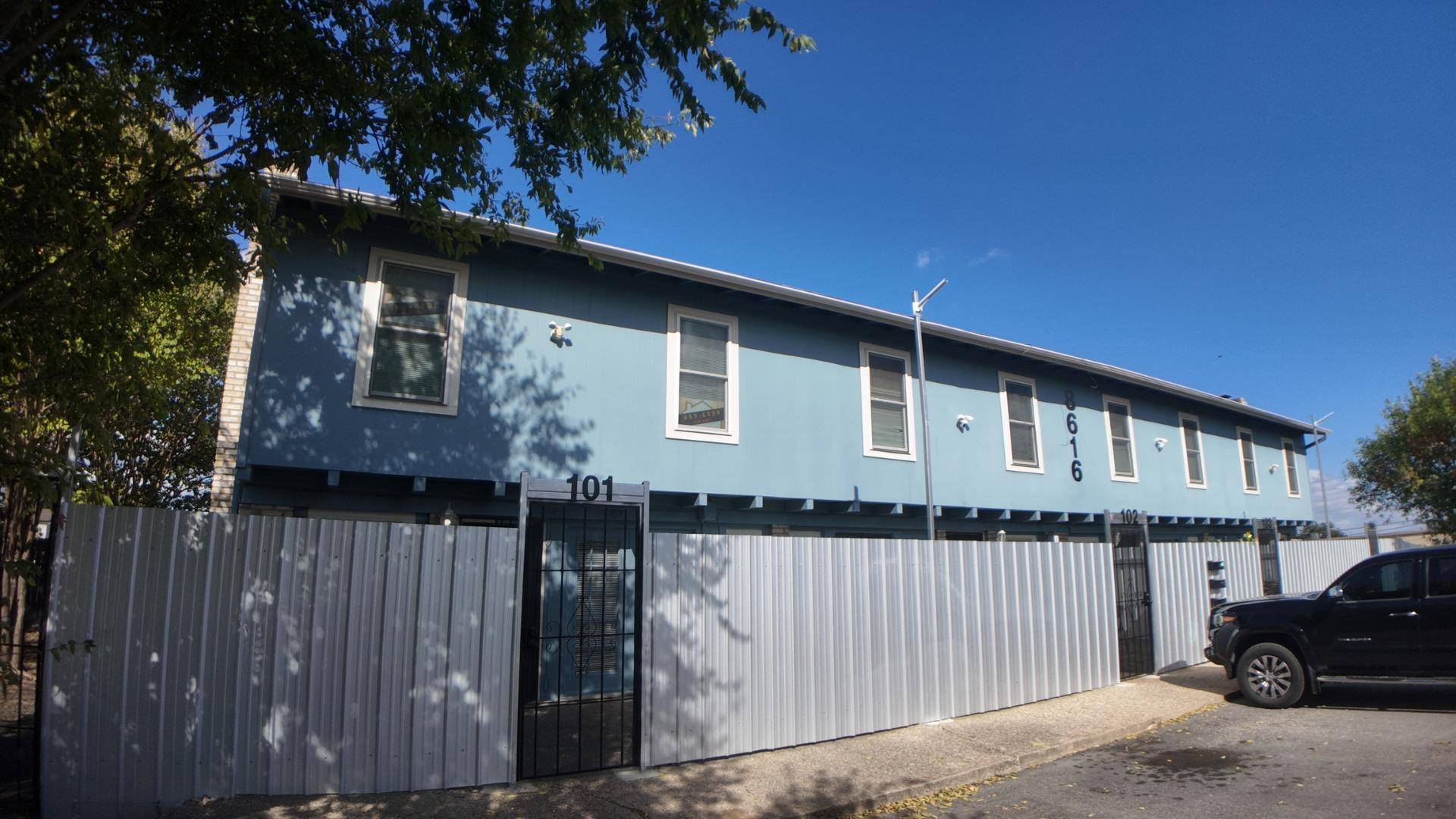 Austin, TX 78757,8616 Putnam DR