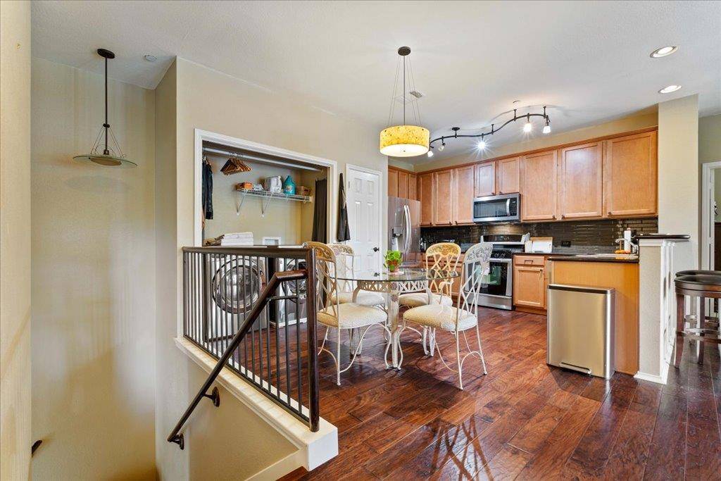 Austin, TX 78748,9201 Brodie LN #3201