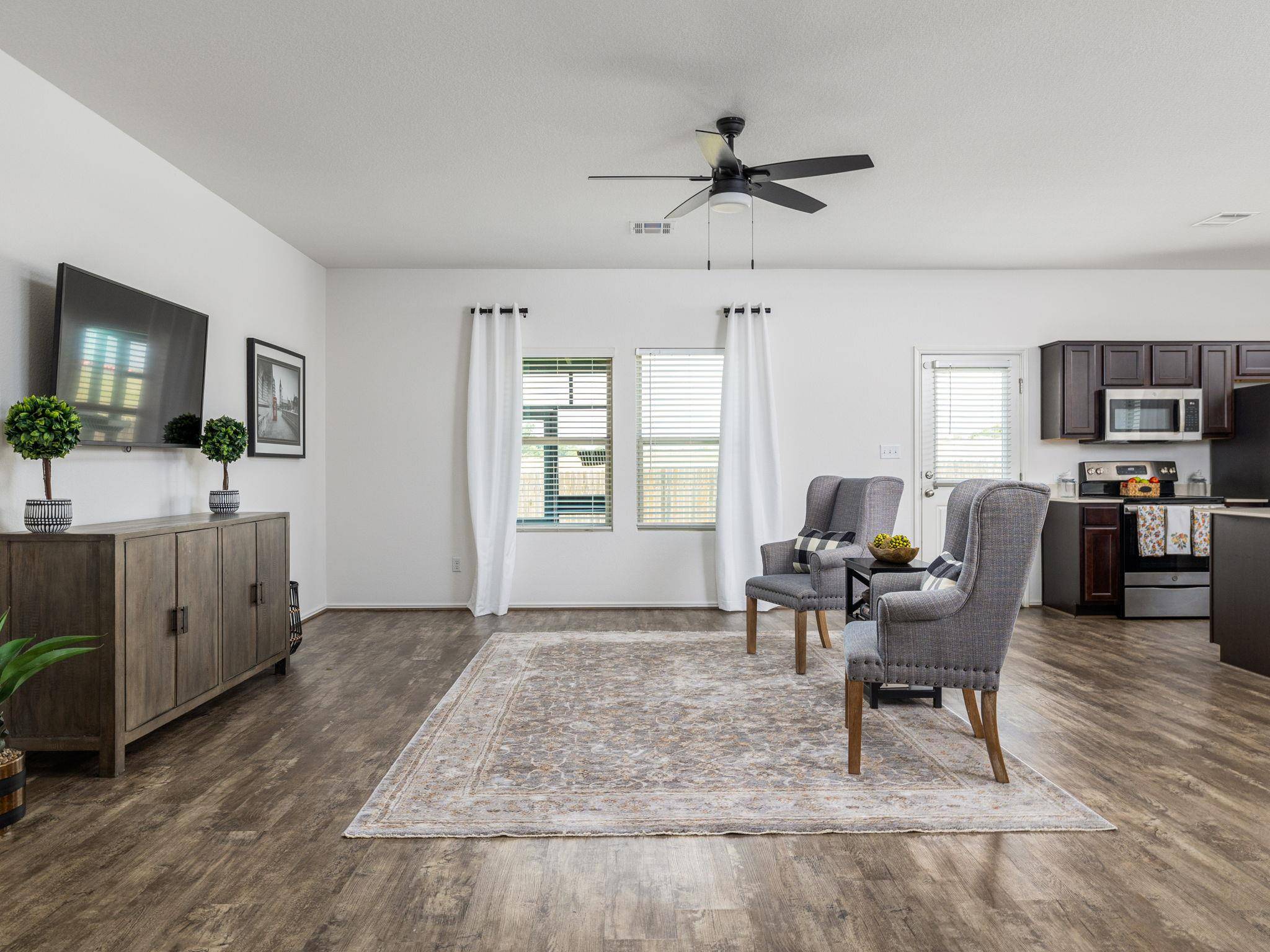 Jarrell, TX 76537,752 Circle WAY #35H