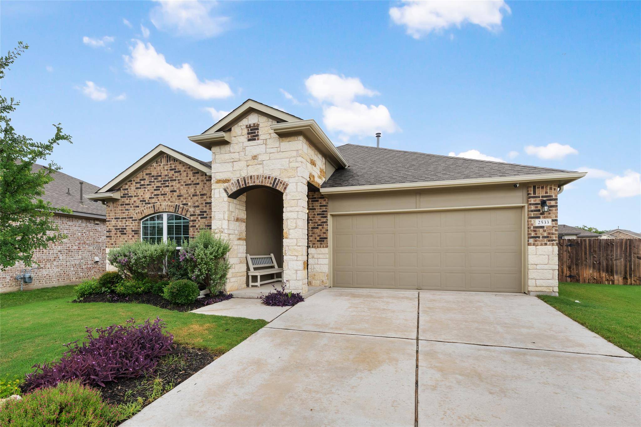 Georgetown, TX 78628,2533 Buffalo Ford CT