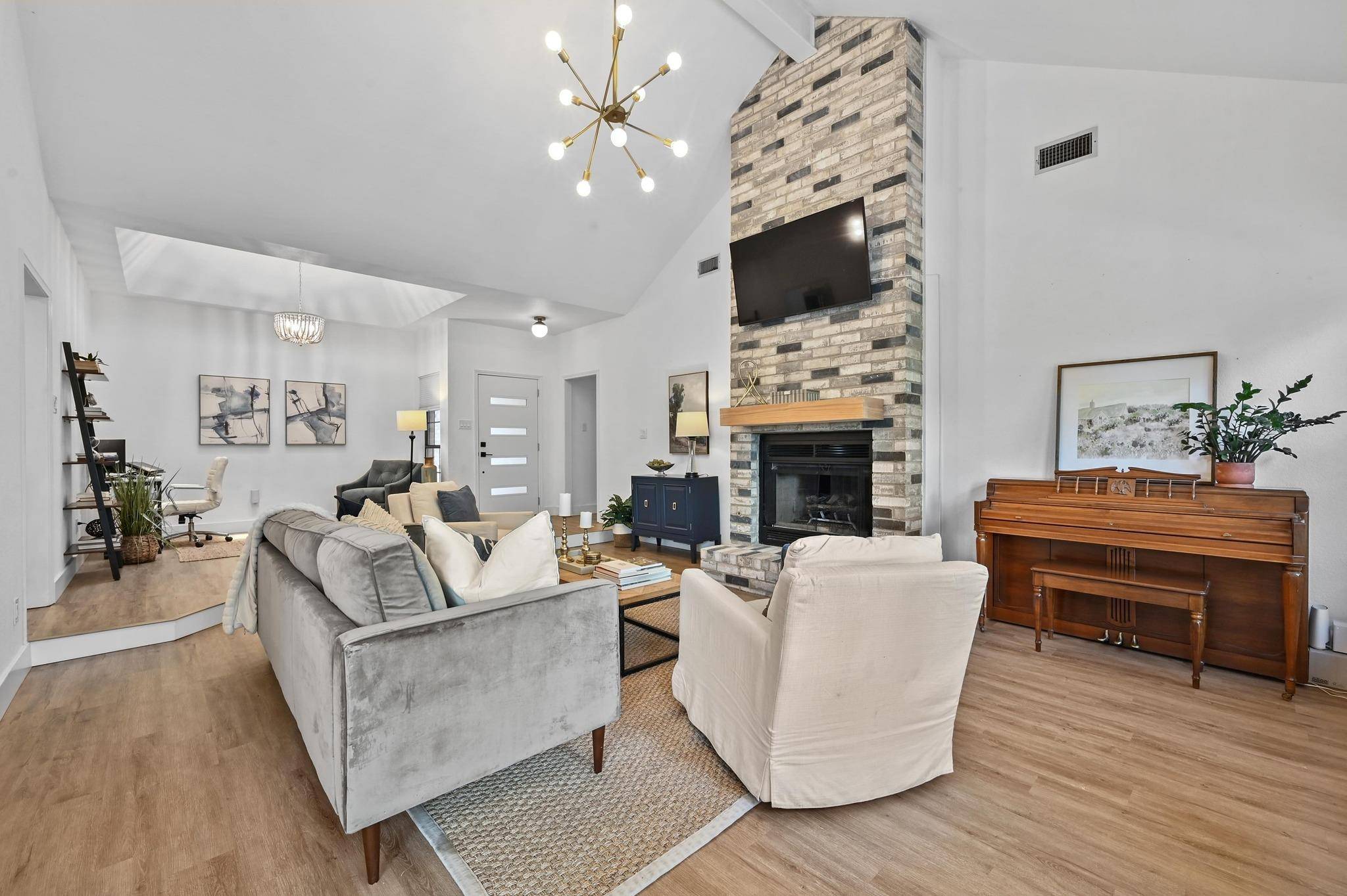 Austin, TX 78748,11104 Whiskey River DR