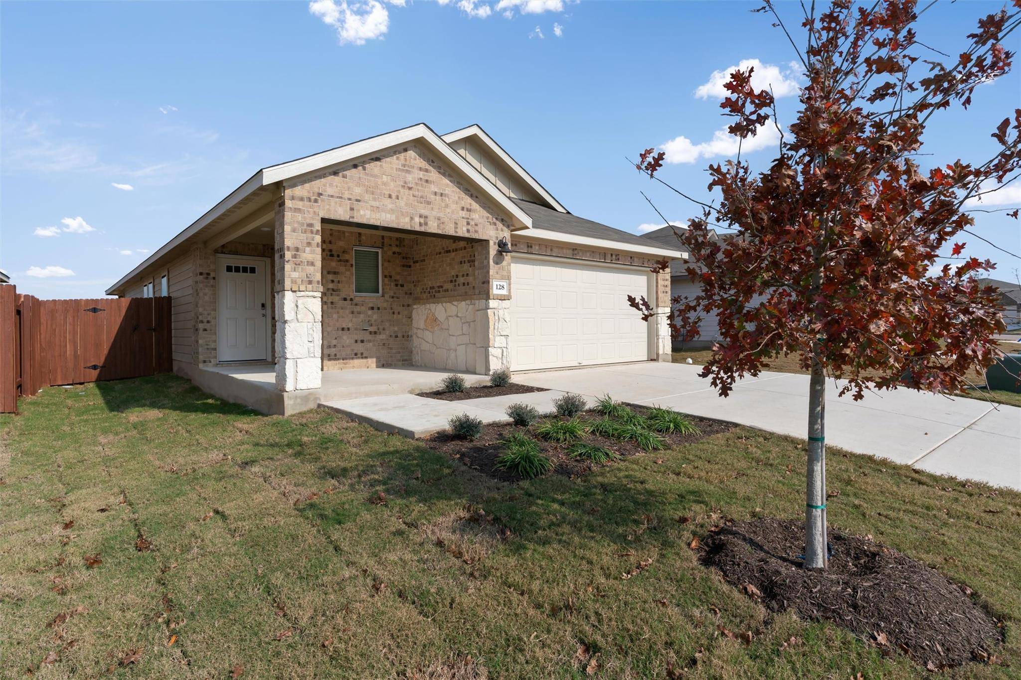 Liberty Hill, TX 78642,128 Skycroft CIR