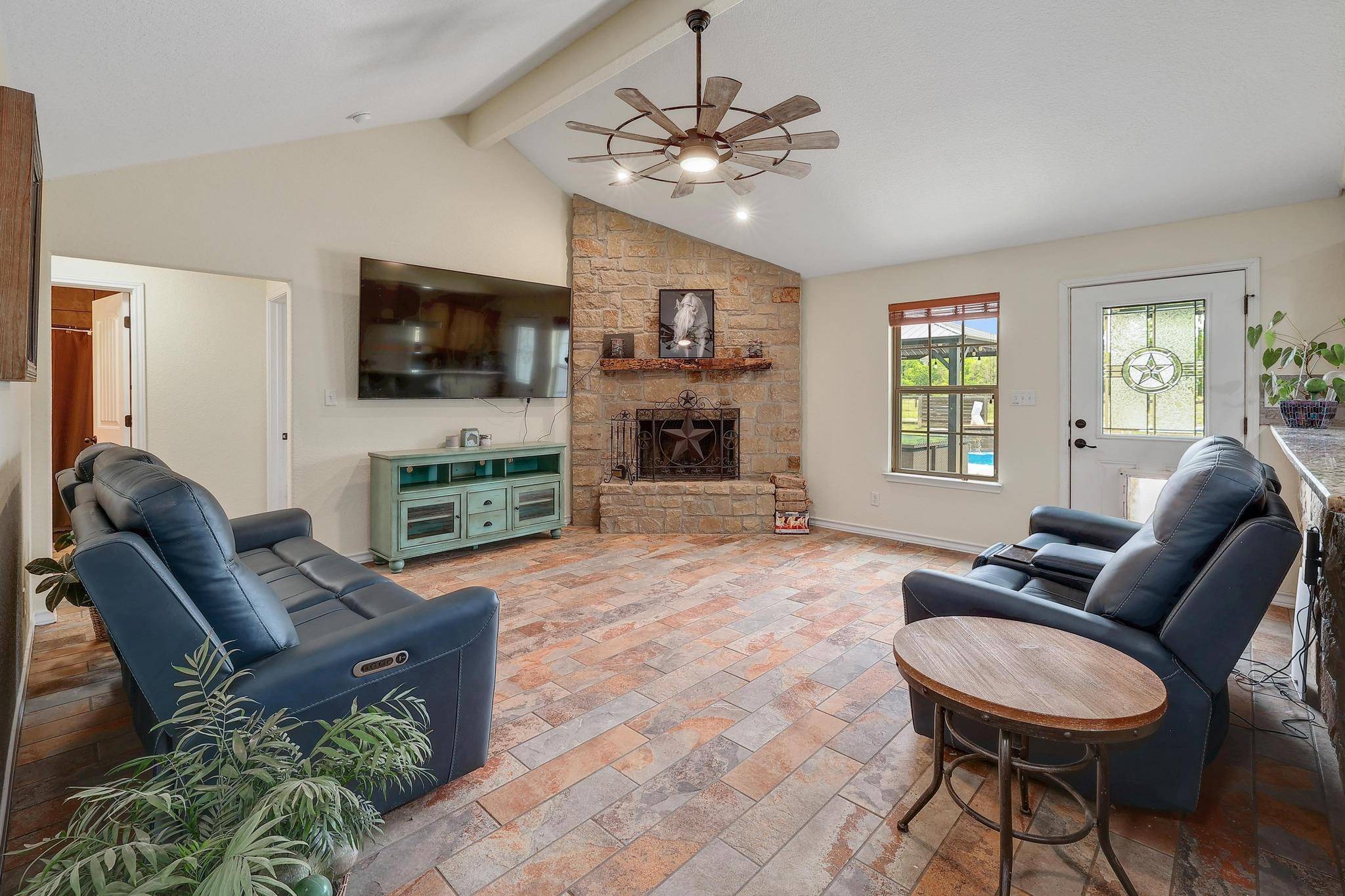Manor, TX 78653,20217 Engelmann LN
