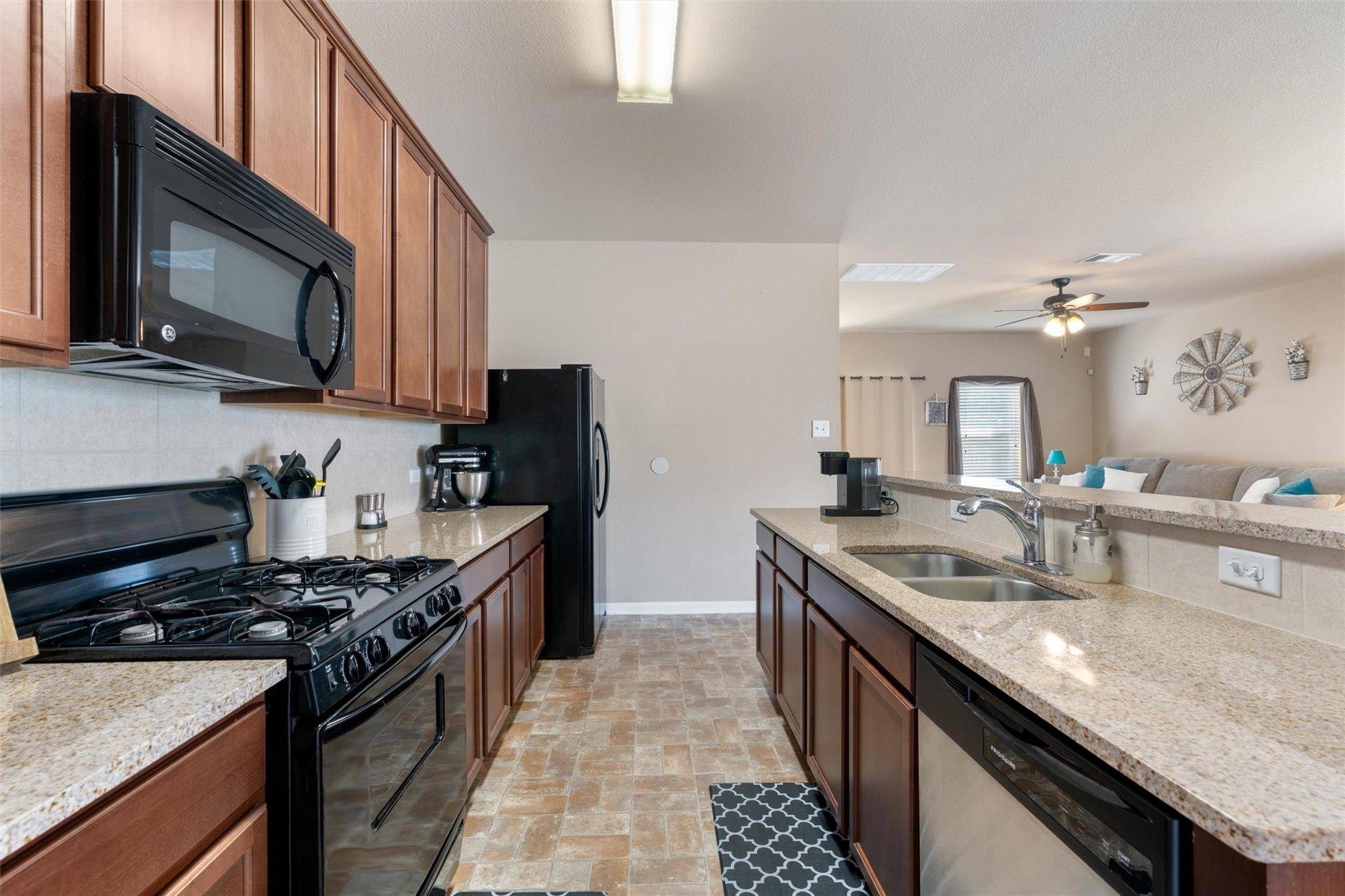 Round Rock, TX 78665,1301 Red Stag PL