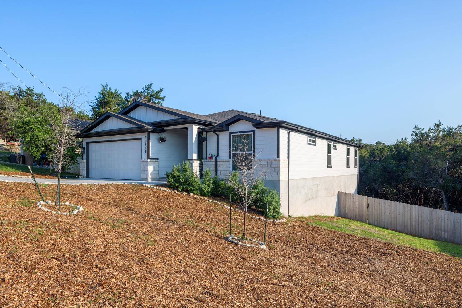 Lago Vista, TX 78645,20203 Lincoln CV