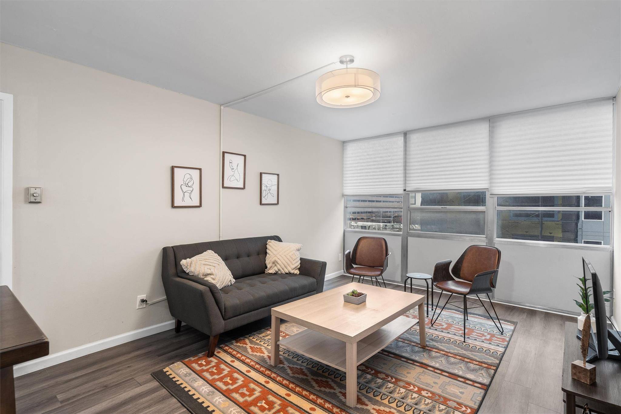 Austin, TX 78701,1800 Lavaca ST #307