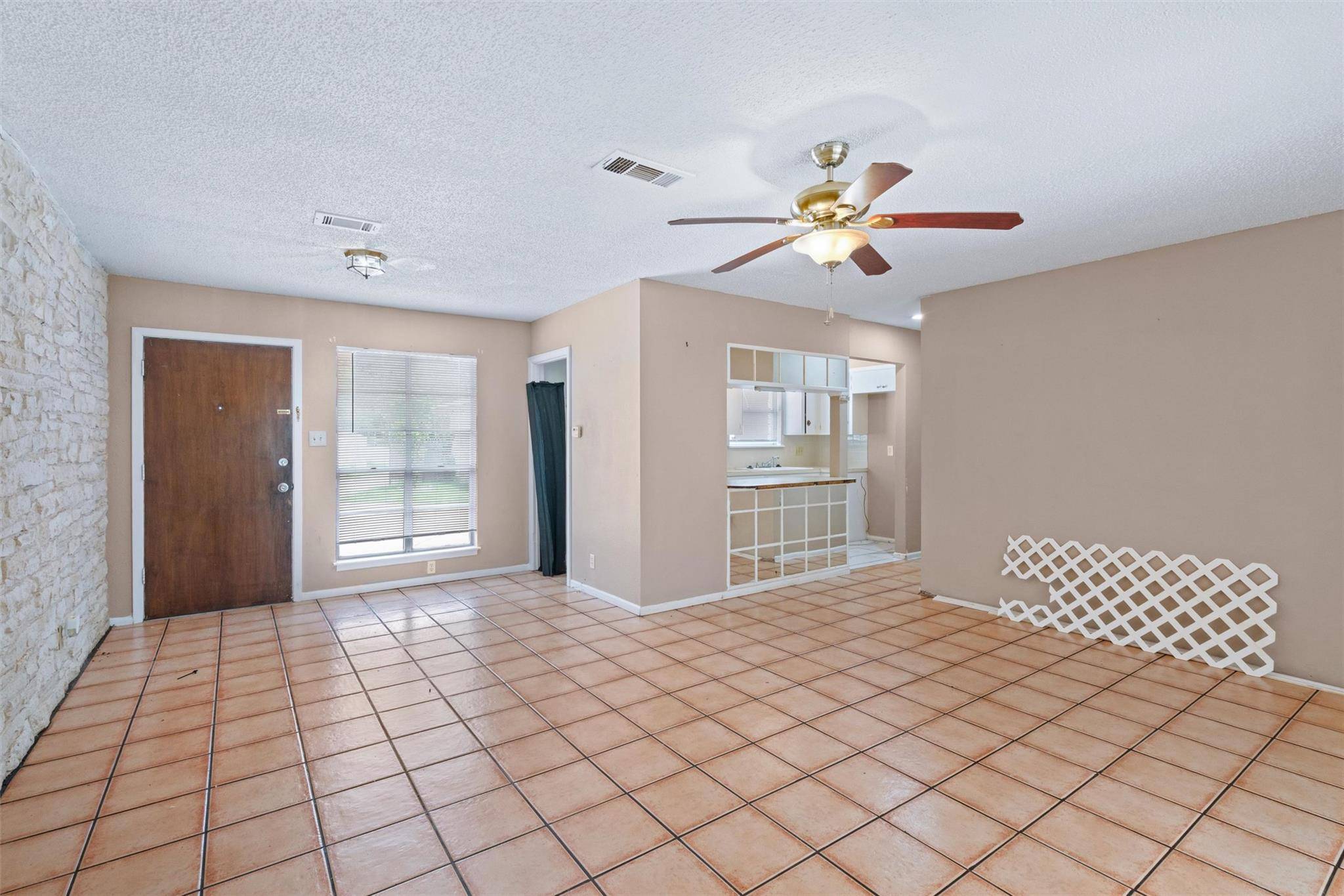 Austin, TX 78741,2616 & 2618 Audubon PL