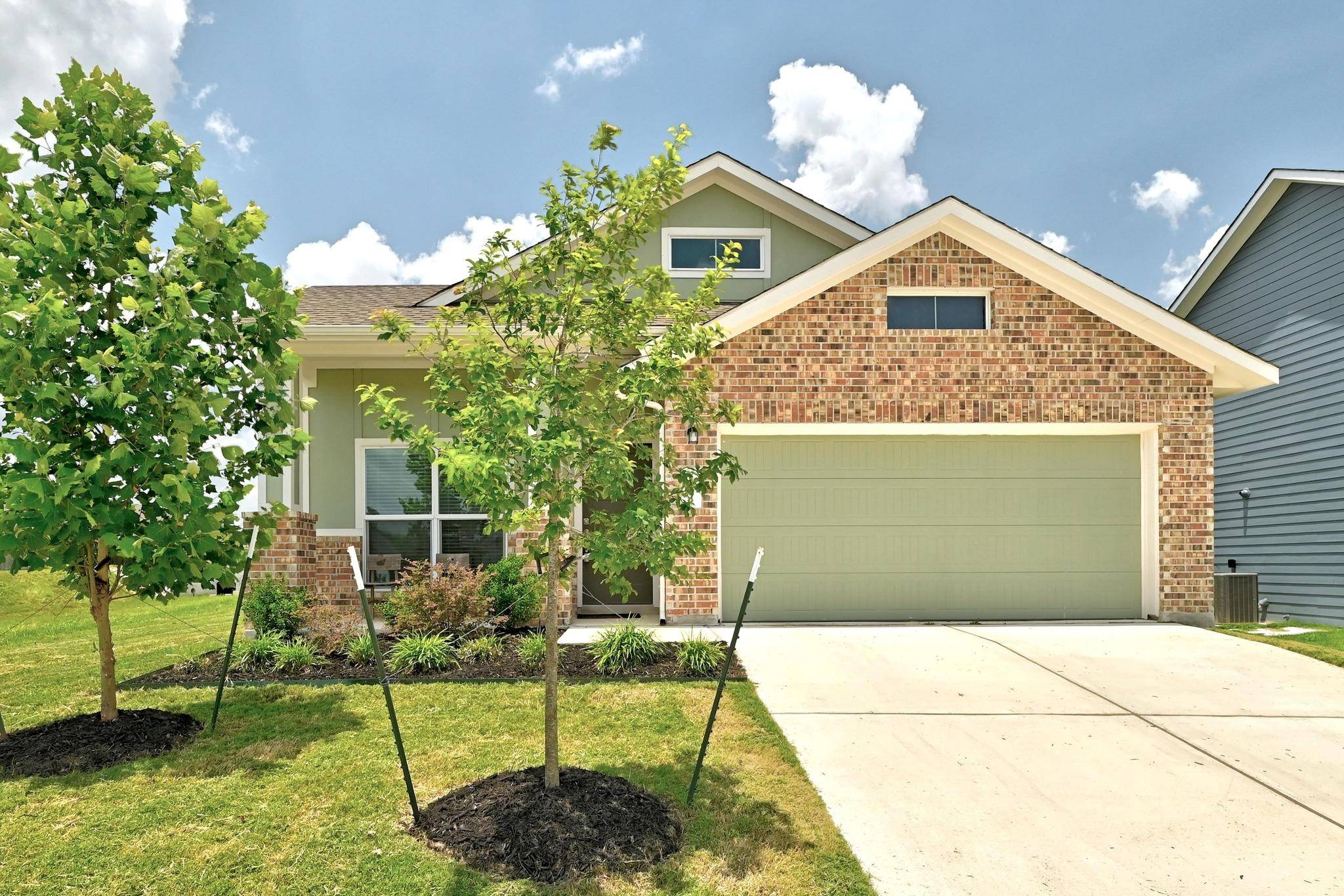 Del Valle, TX 78617,7506 Grenadine Bloom BND