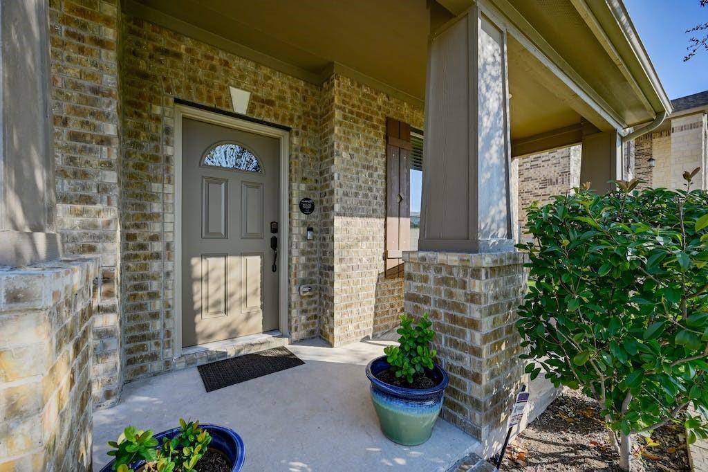 Leander, TX 78641,1712 Uhland DR