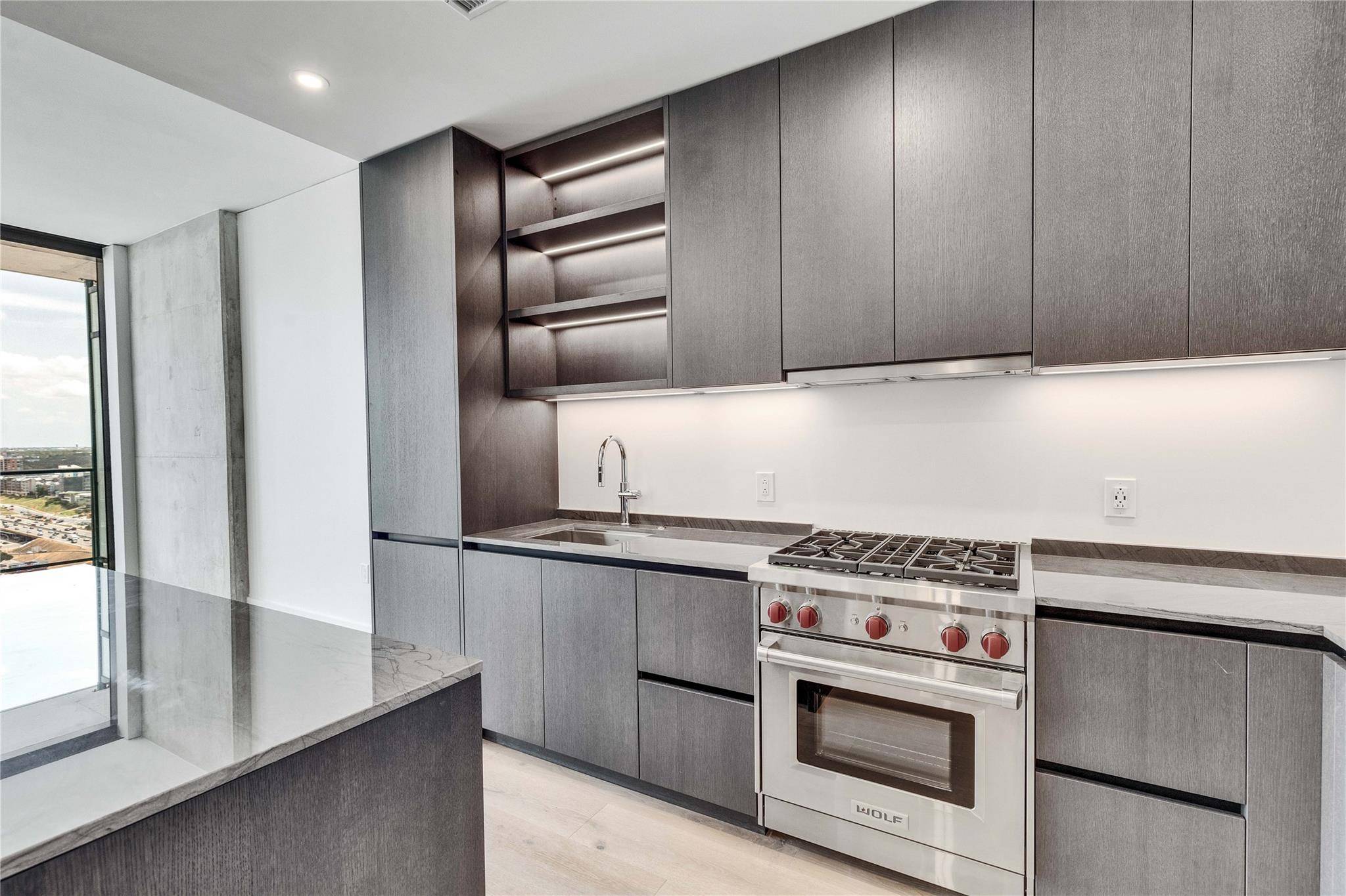 Austin, TX 78701,610 Davis ST #2311