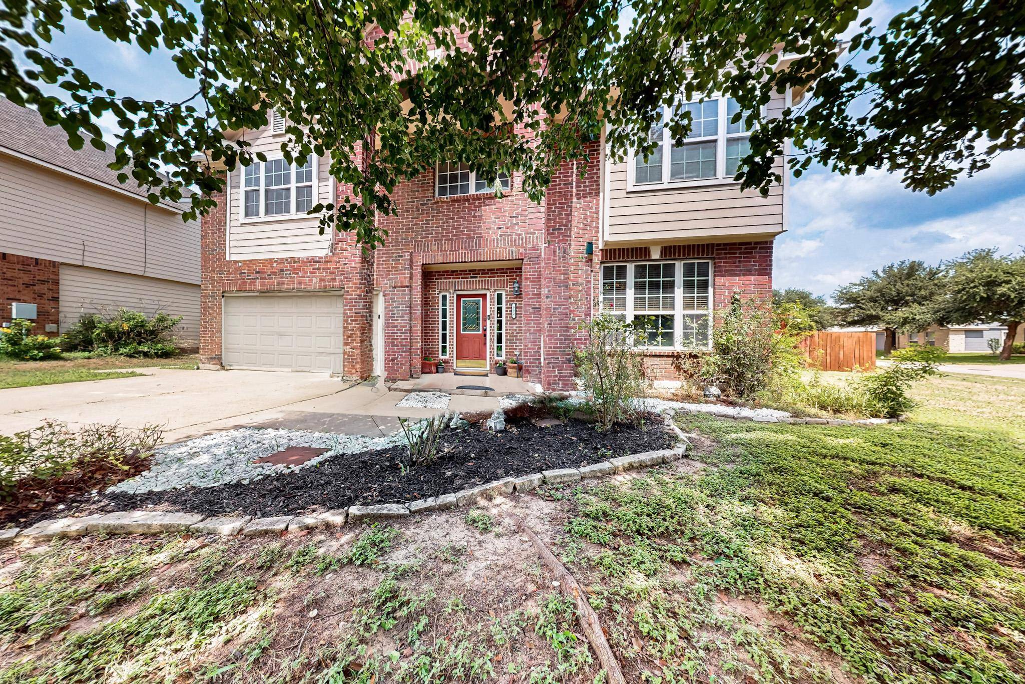 Kyle, TX 78640,952 Hometown PKWY