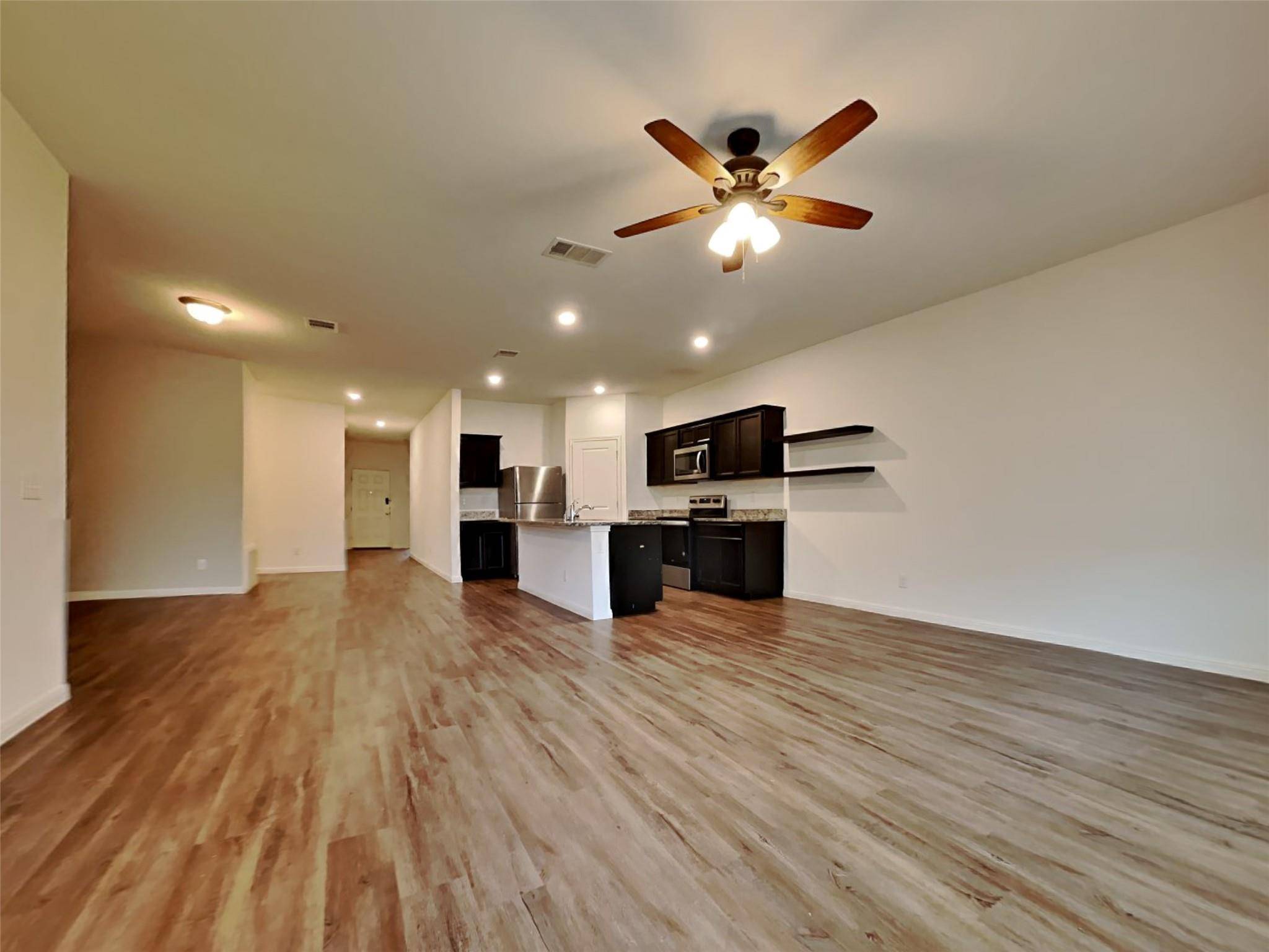 Manor, TX 78653,13101 John Calhoun DR
