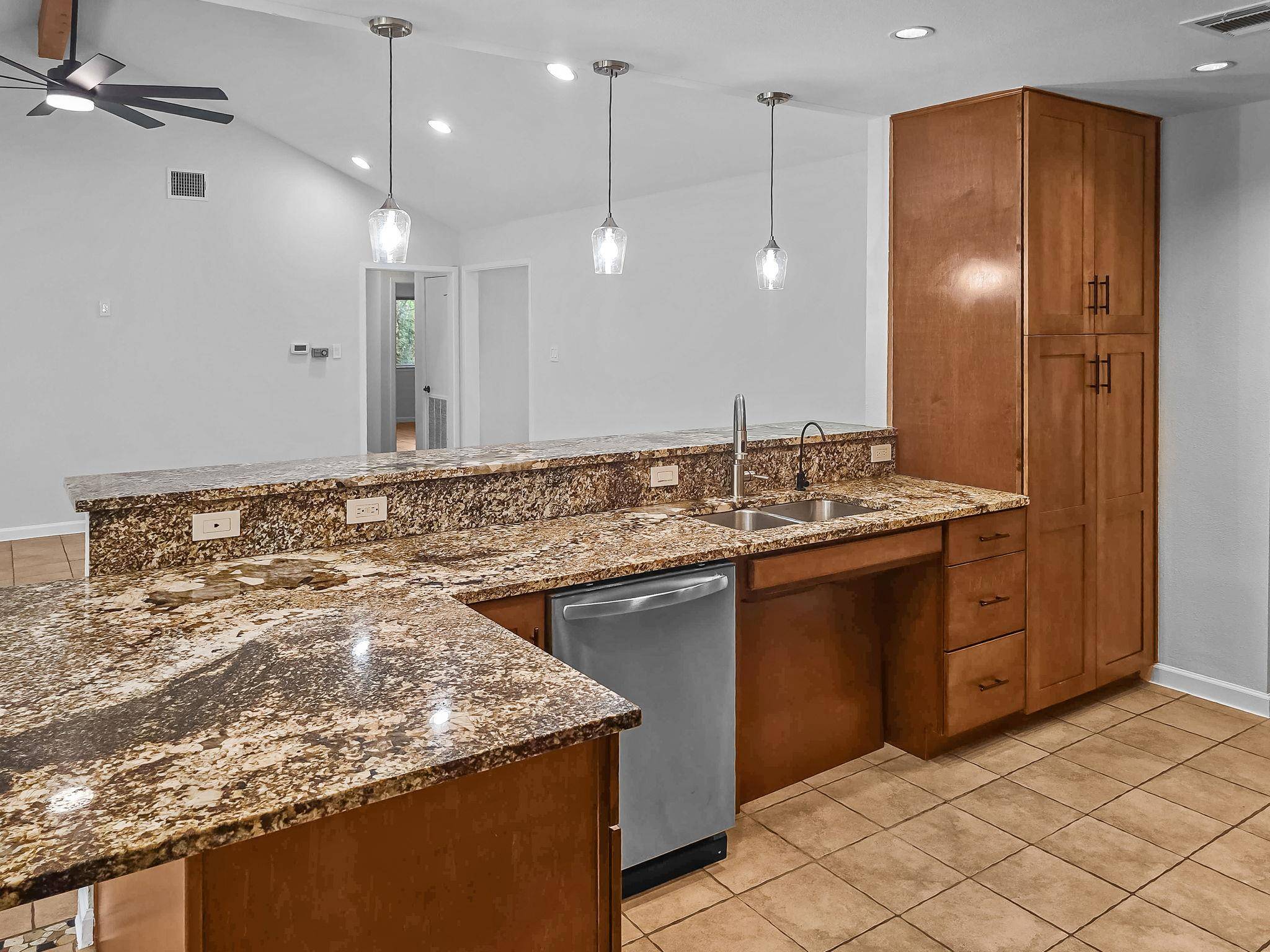 Round Rock, TX 78681,1801 Rock Creek DR