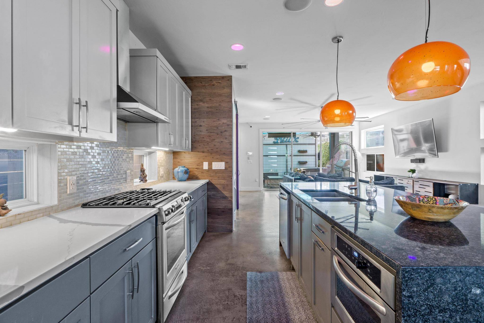 Austin, TX 78702,1303 Cedar Ave