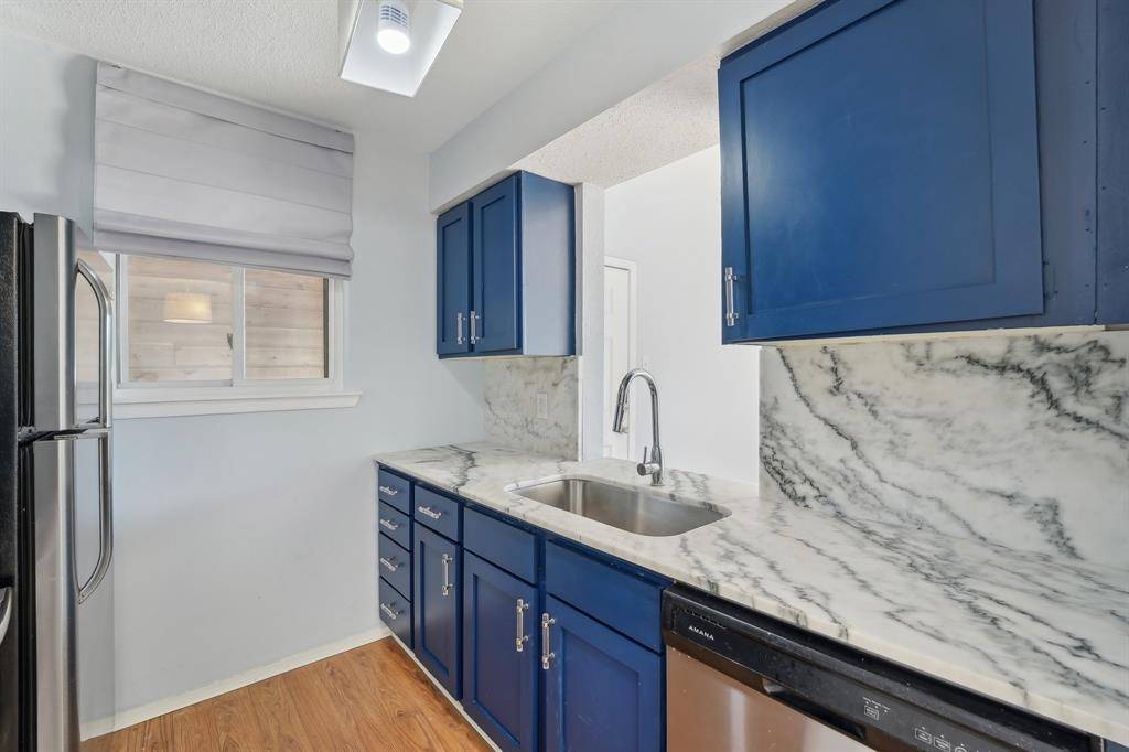 Austin, TX 78745,6903 Deatonhill DR #11