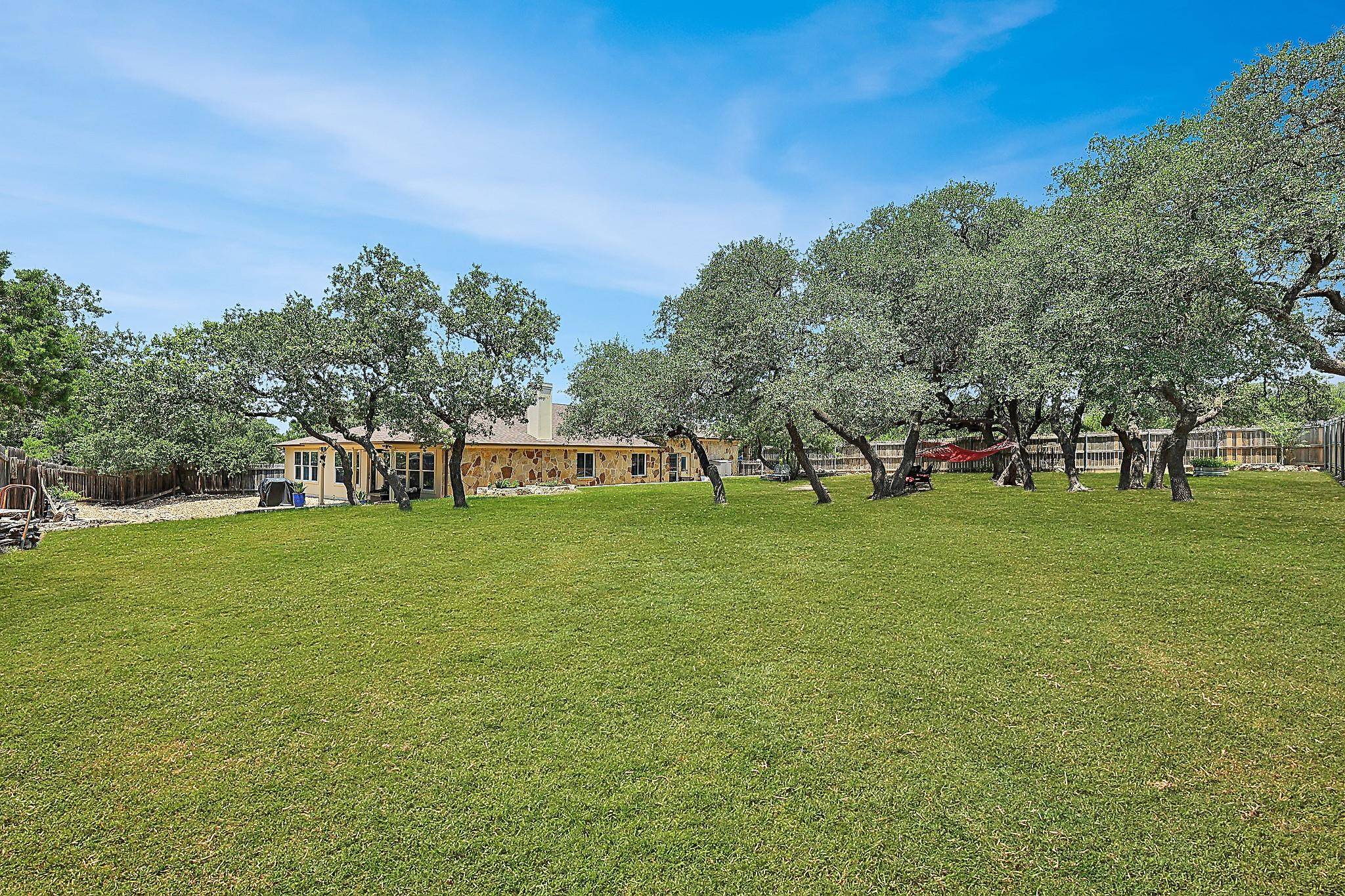 Lago Vista, TX 78645,2608 American DR