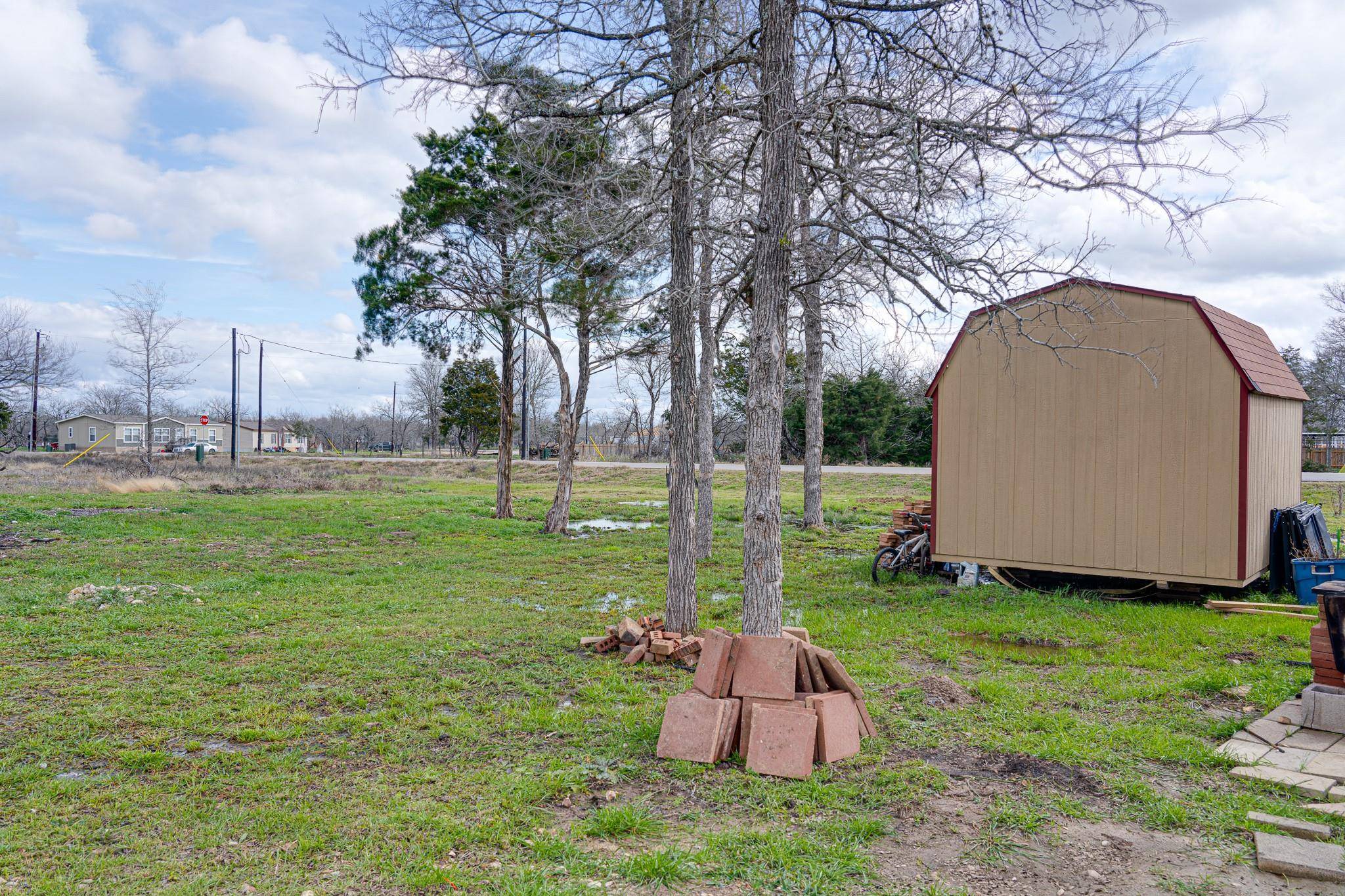 Cedar Creek, TX 78612,102 Lobo LN