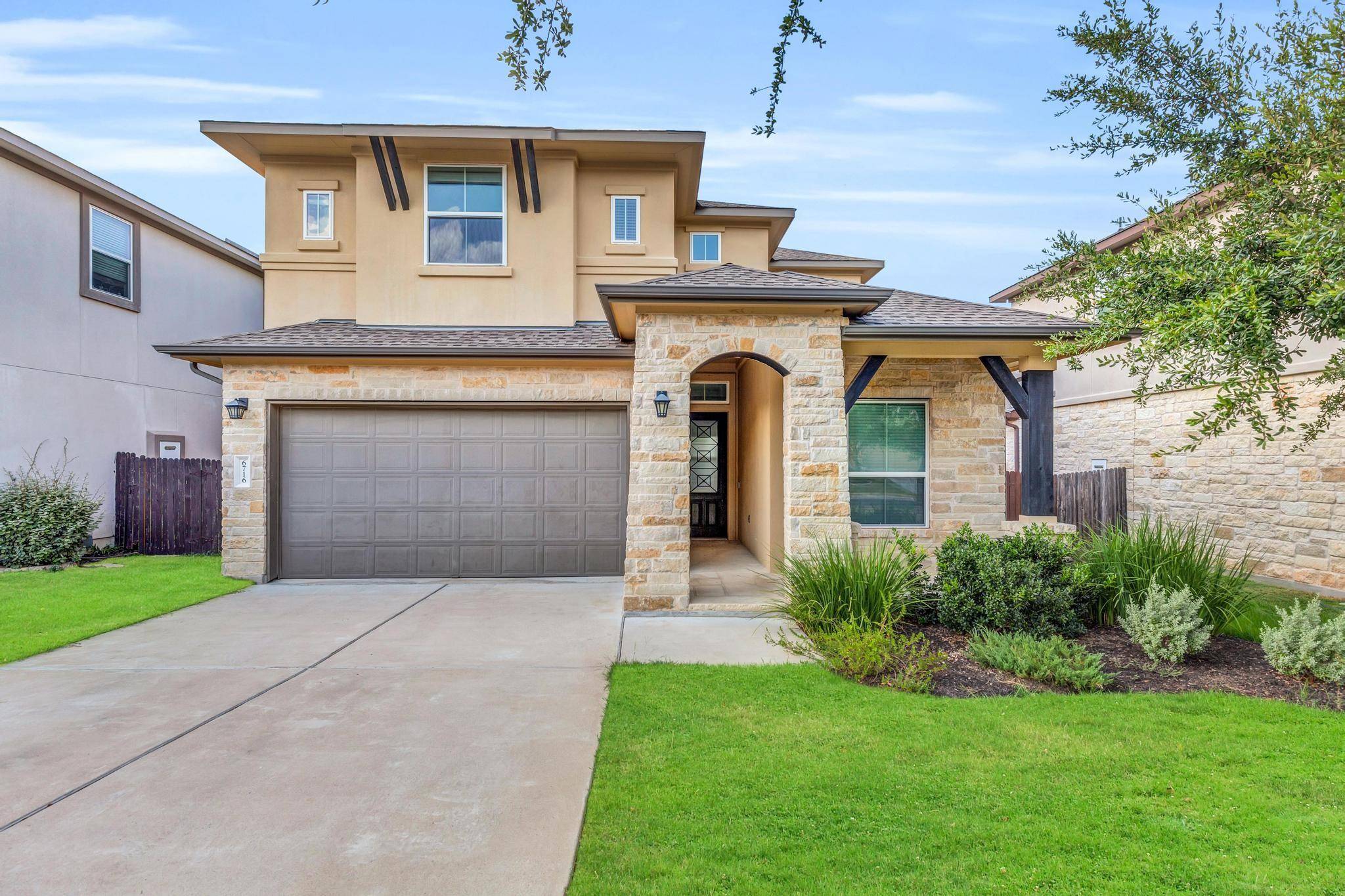 Austin, TX 78739,6716 Vitruvius DR