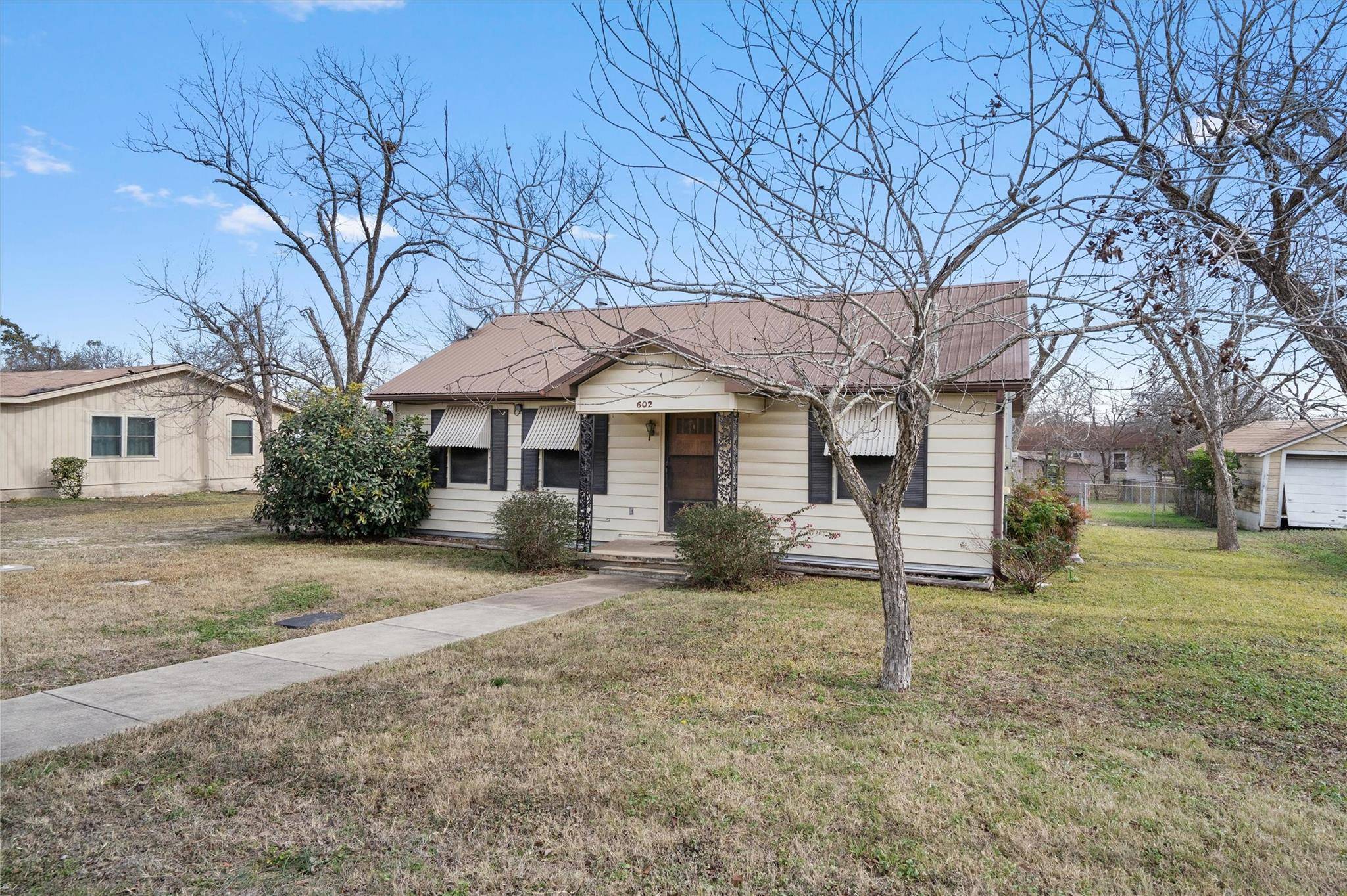 Taylor, TX 76574,602 Sloan ST