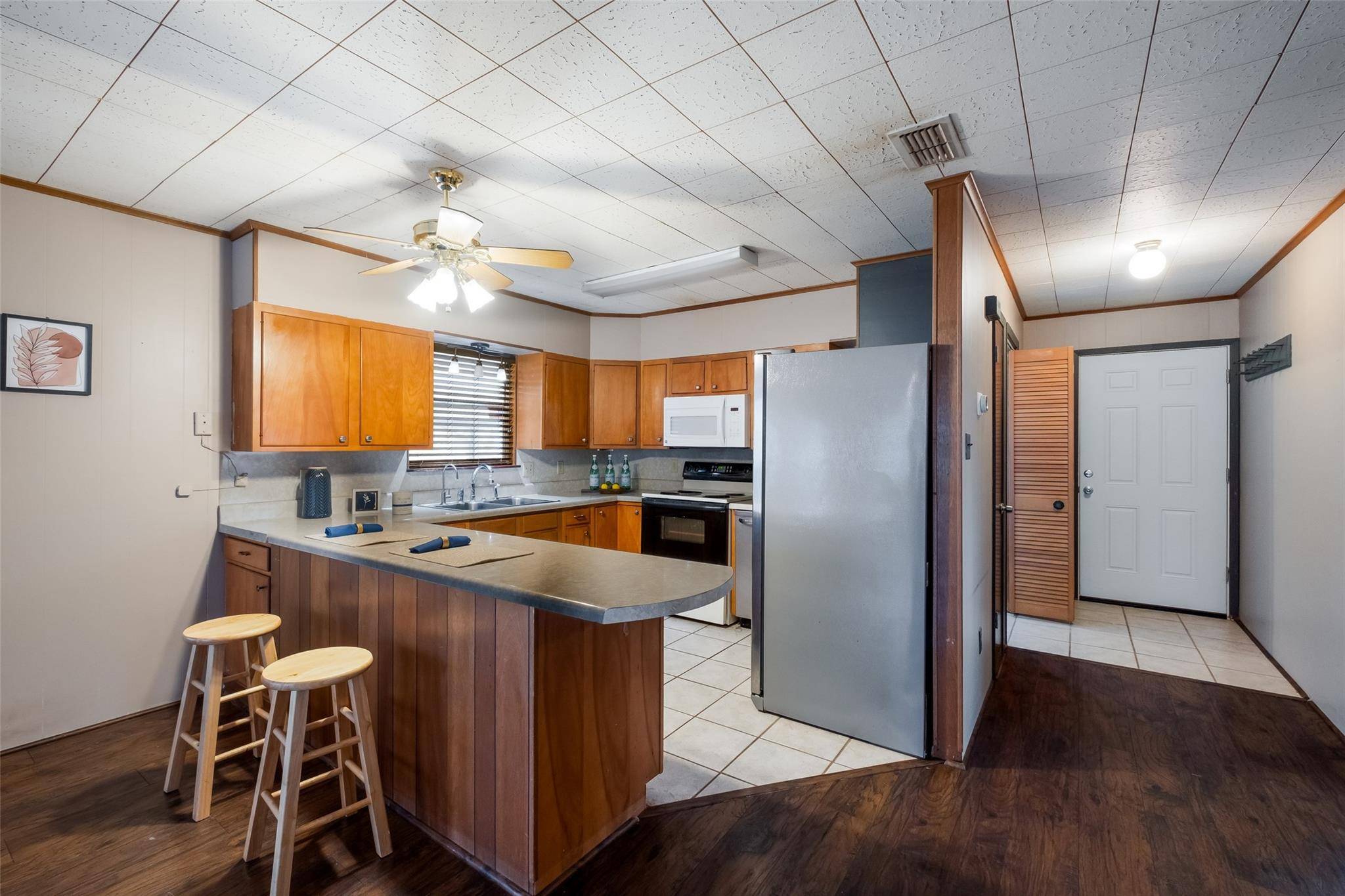 Granite Shoals, TX 78654,409 S Timberhill DR