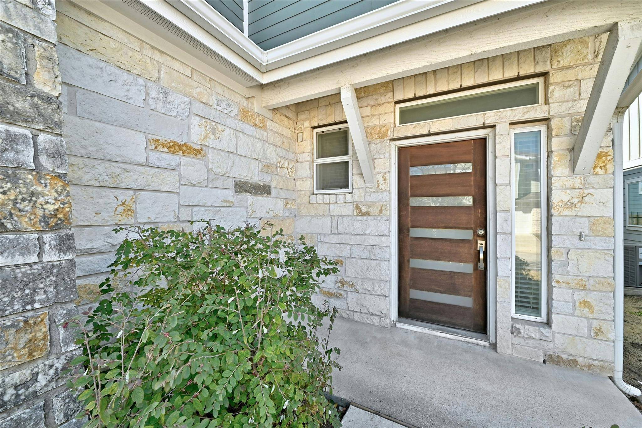 Austin, TX 78741,2308 Hermia ST