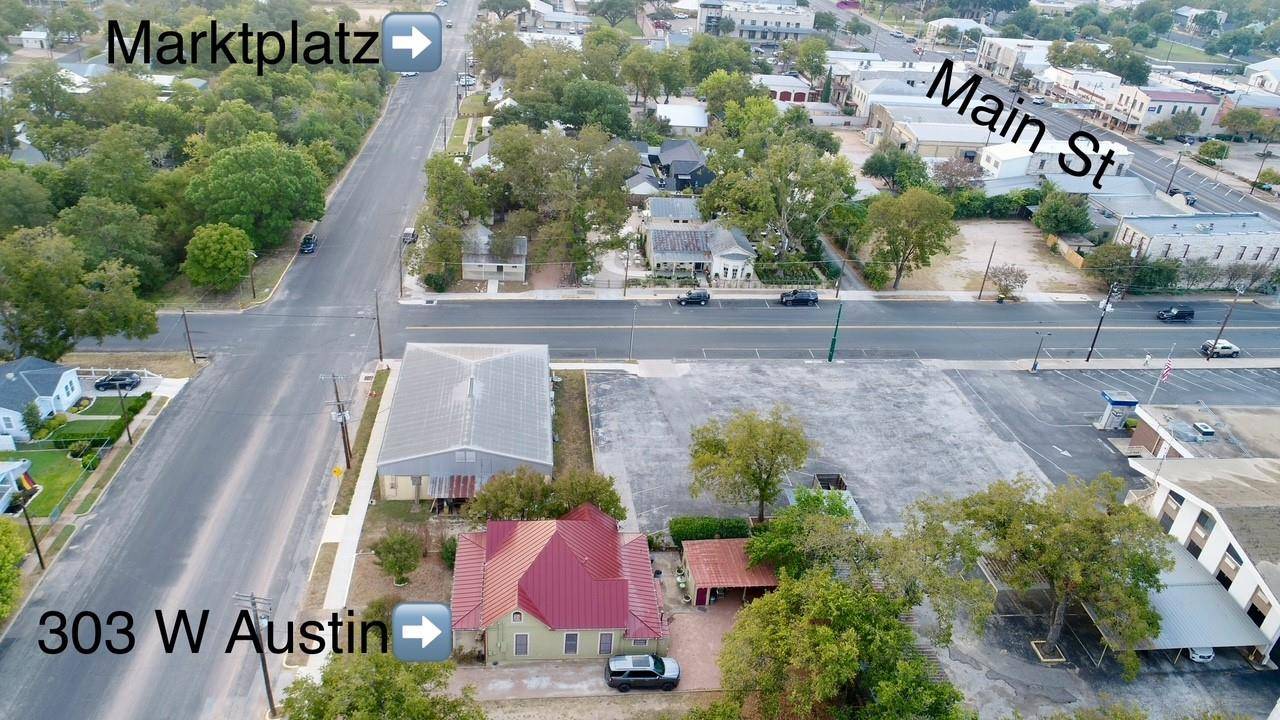 Fredericksburg, TX 78624,303 W Austin ST