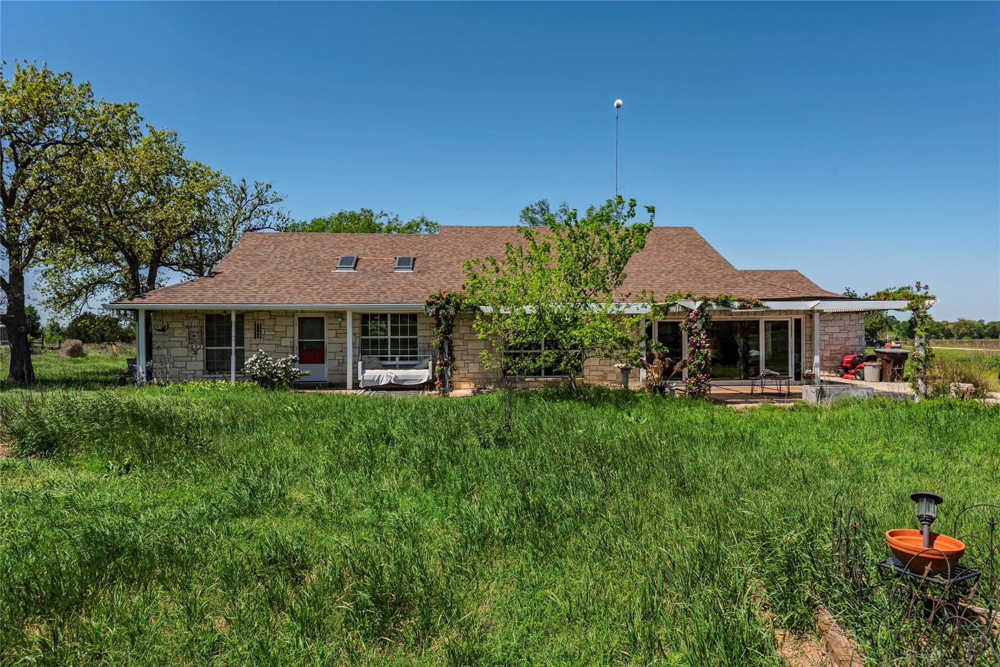 Smithville, TX 78957,358 Easley RD