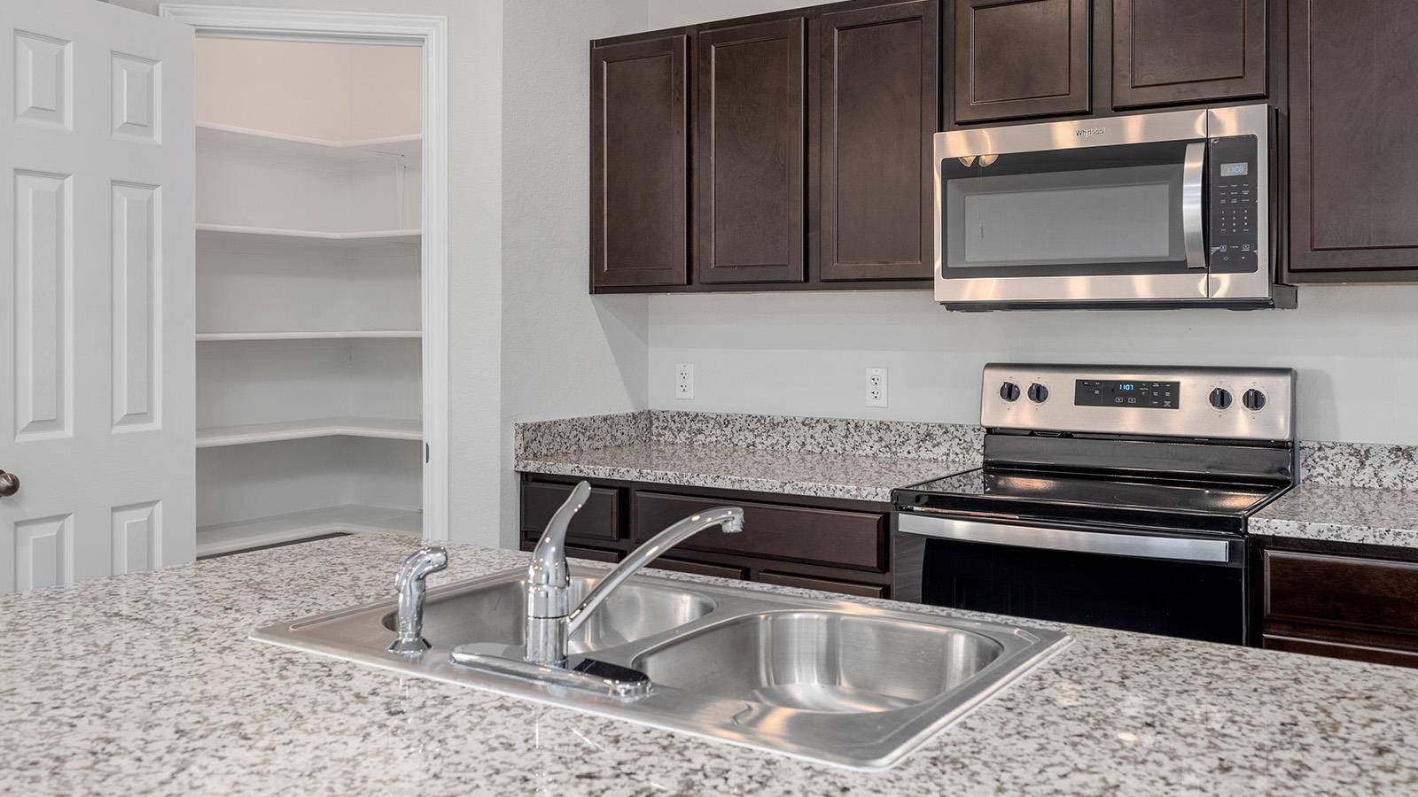 Jarrell, TX 76537,133 McNamara CT