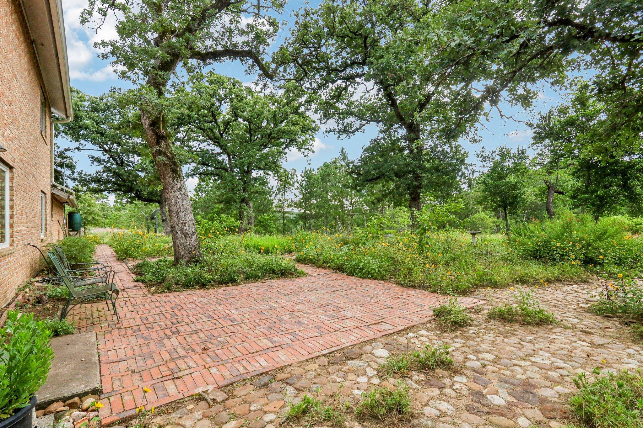 Smithville, TX 78957,428 Gotier Trace RD