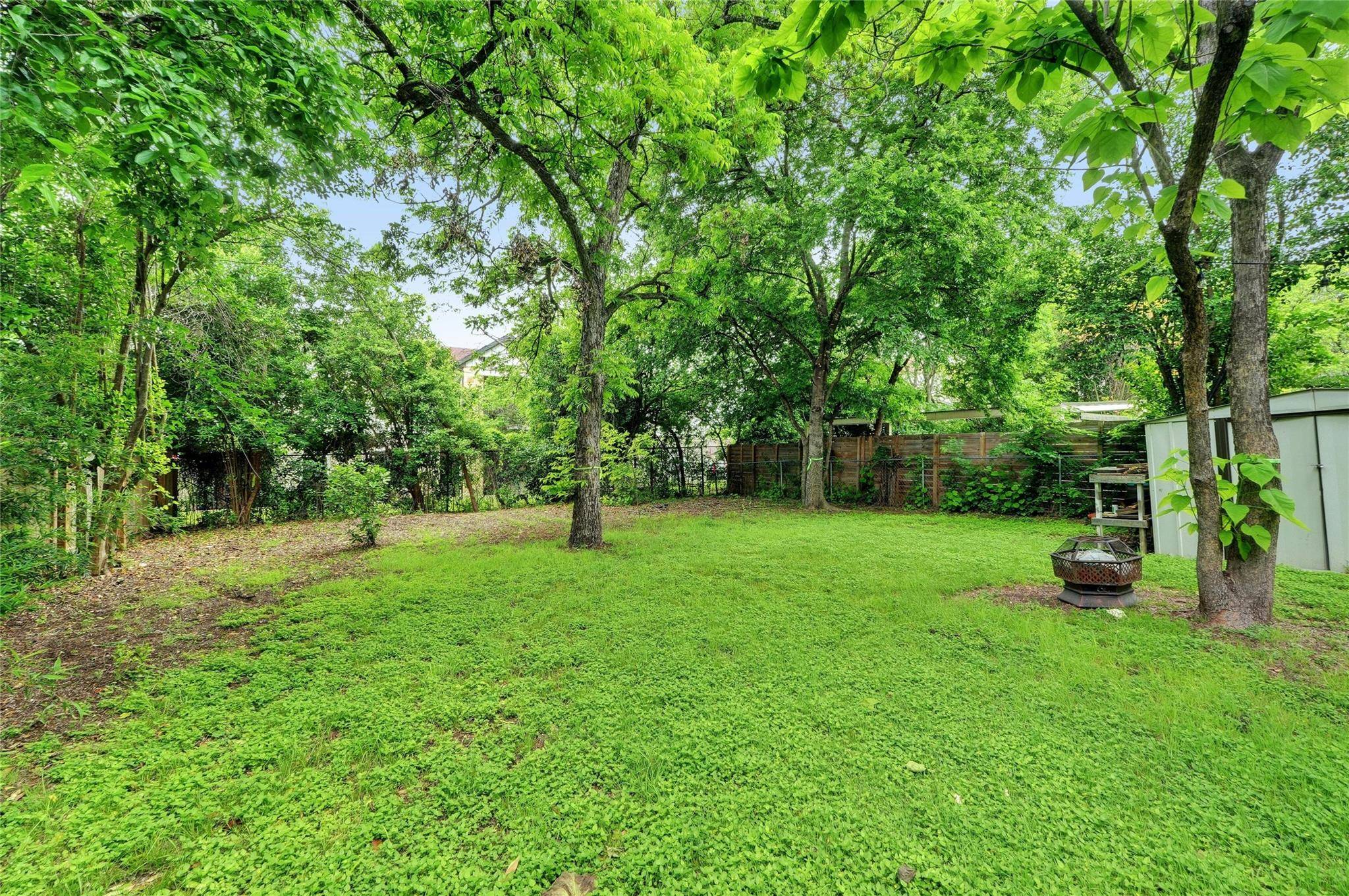 Austin, TX 78751,5002 Rowena