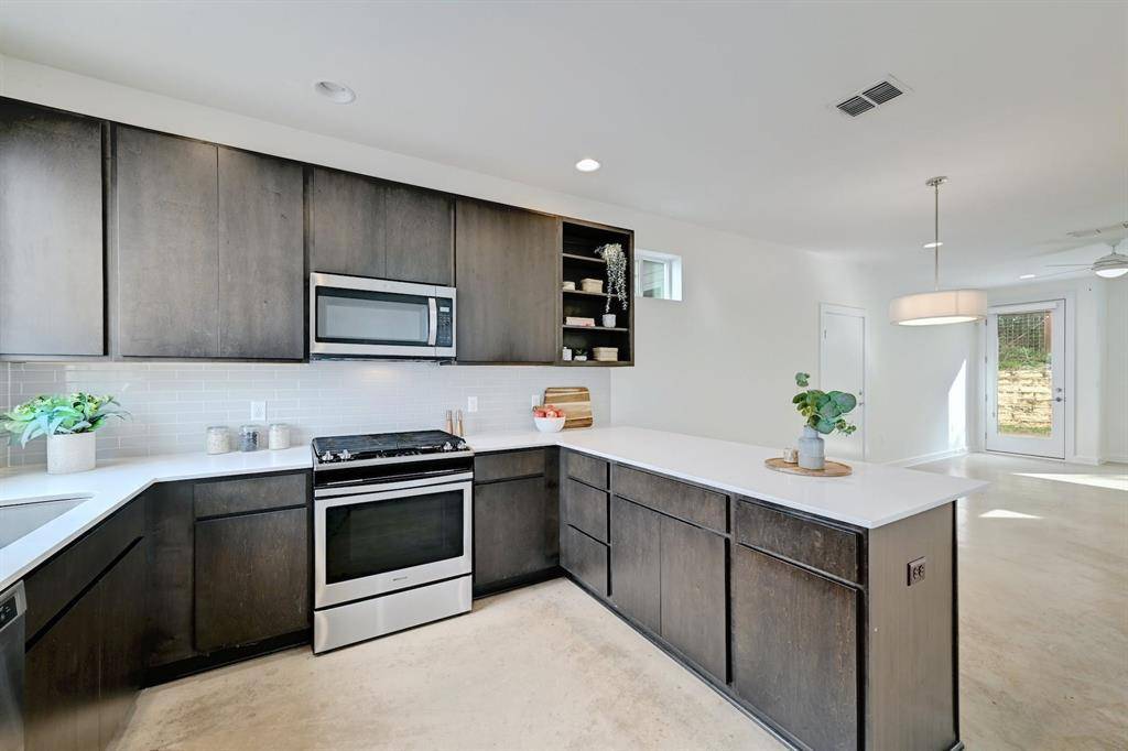 Austin, TX 78745,705 N Bluff DR #11