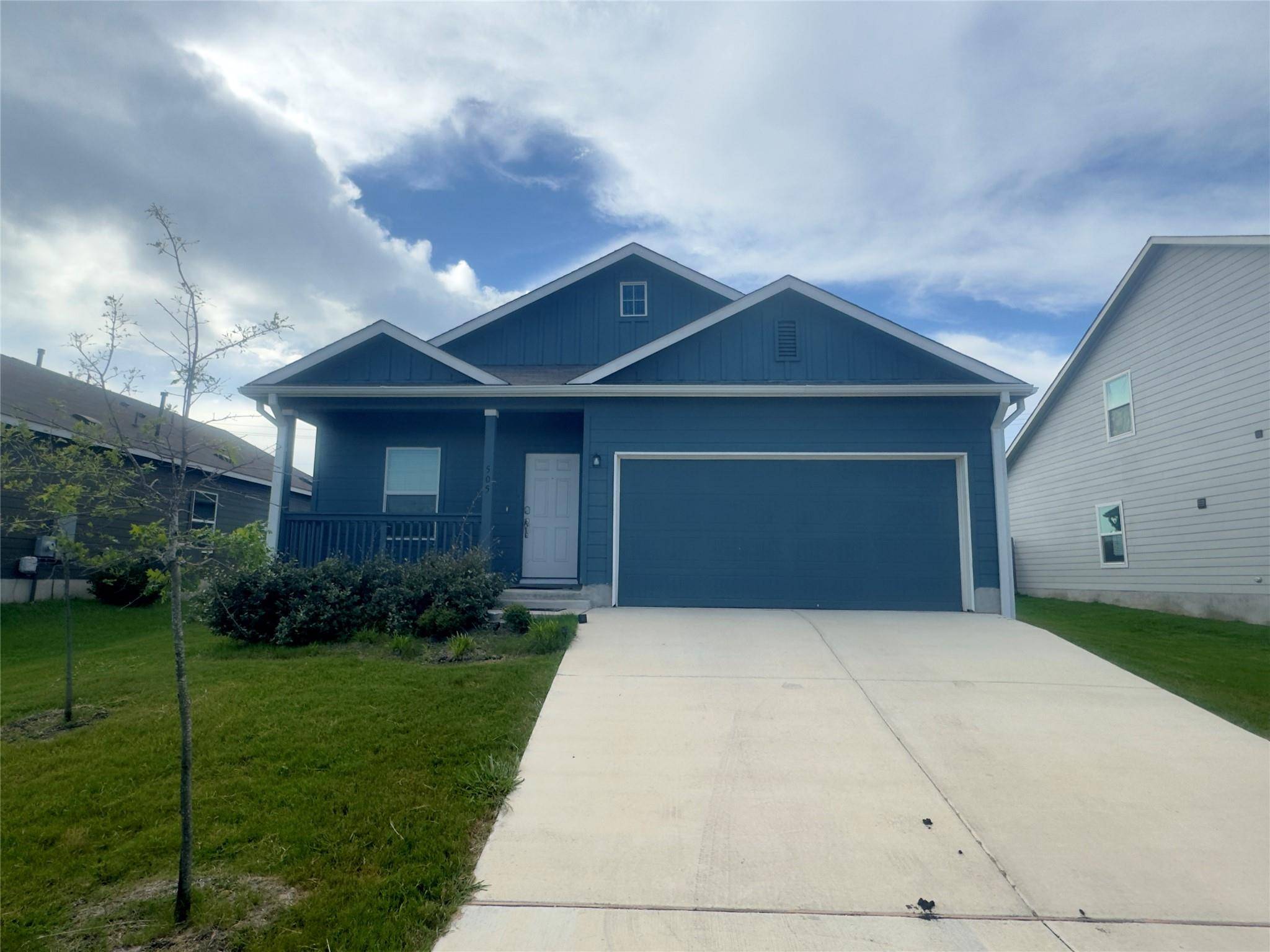 Lockhart, TX 78644,505 Halfmoon DR