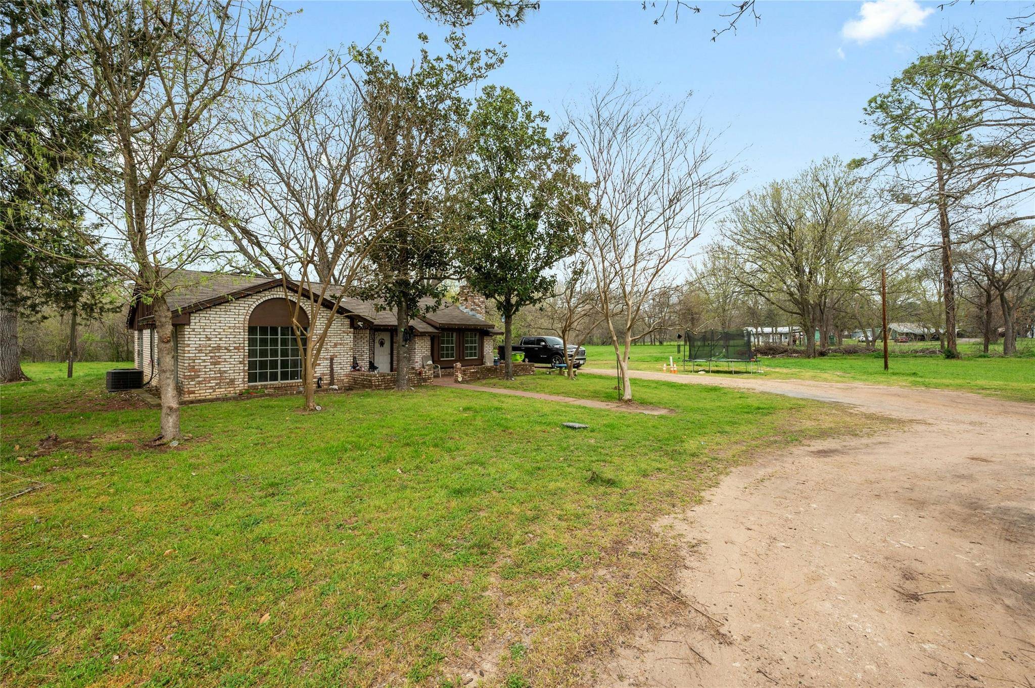 Bastrop, TX 78602,548 N SH 95