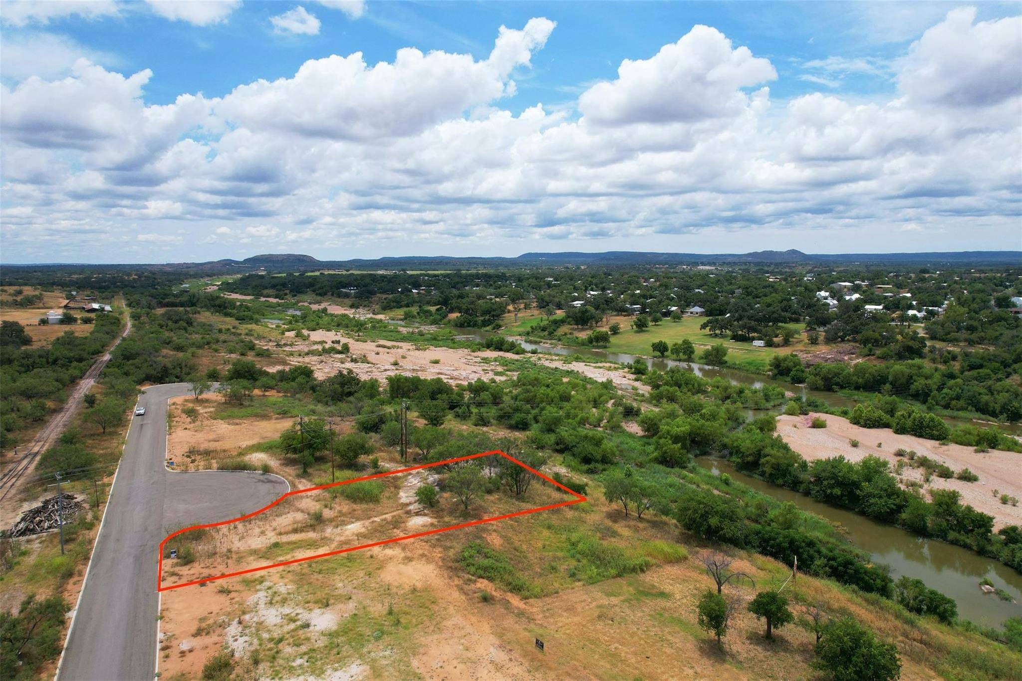 Llano, TX 78643,006 Walden WAY