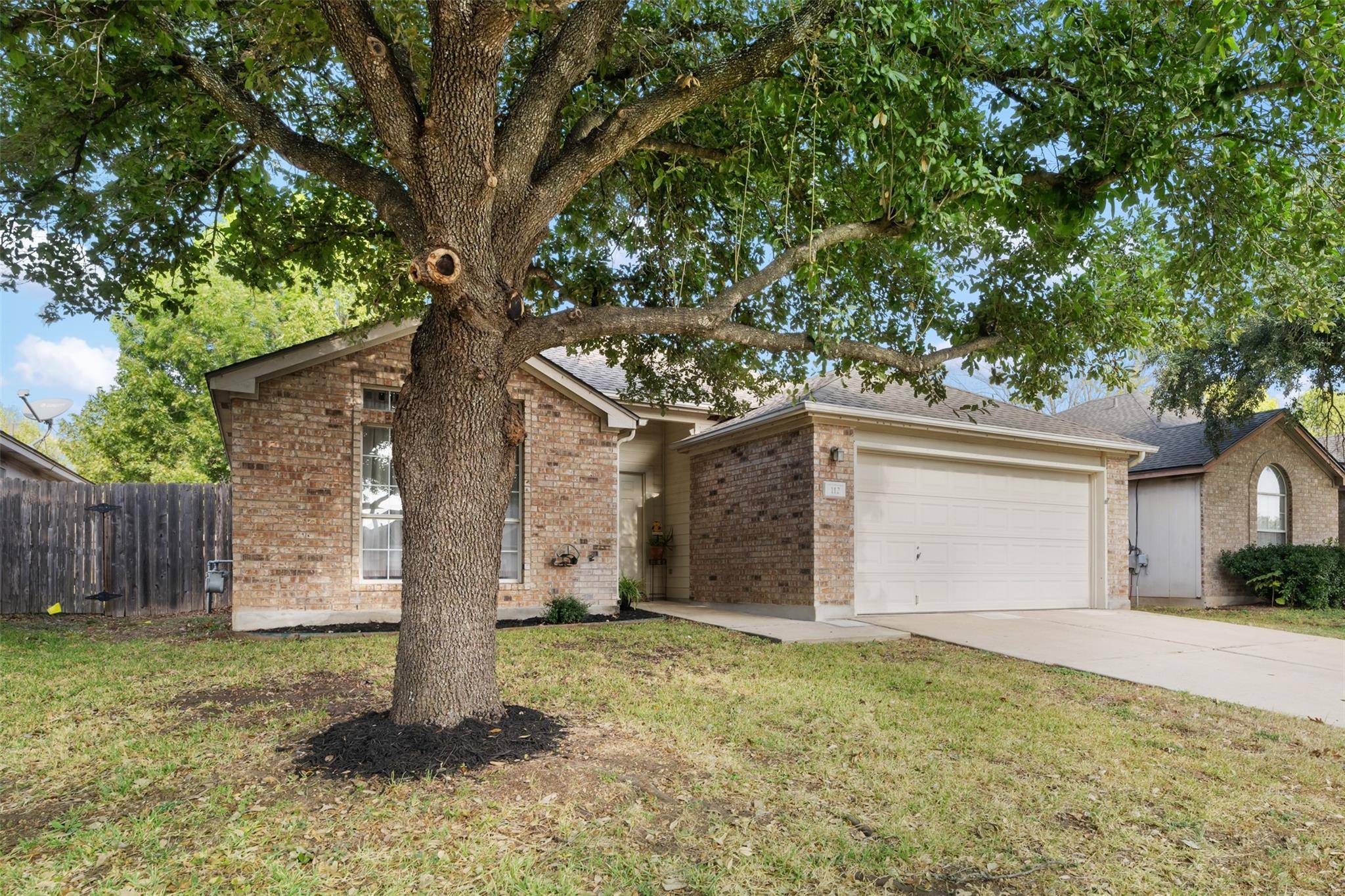 Georgetown, TX 78626,112 Rosemary CV