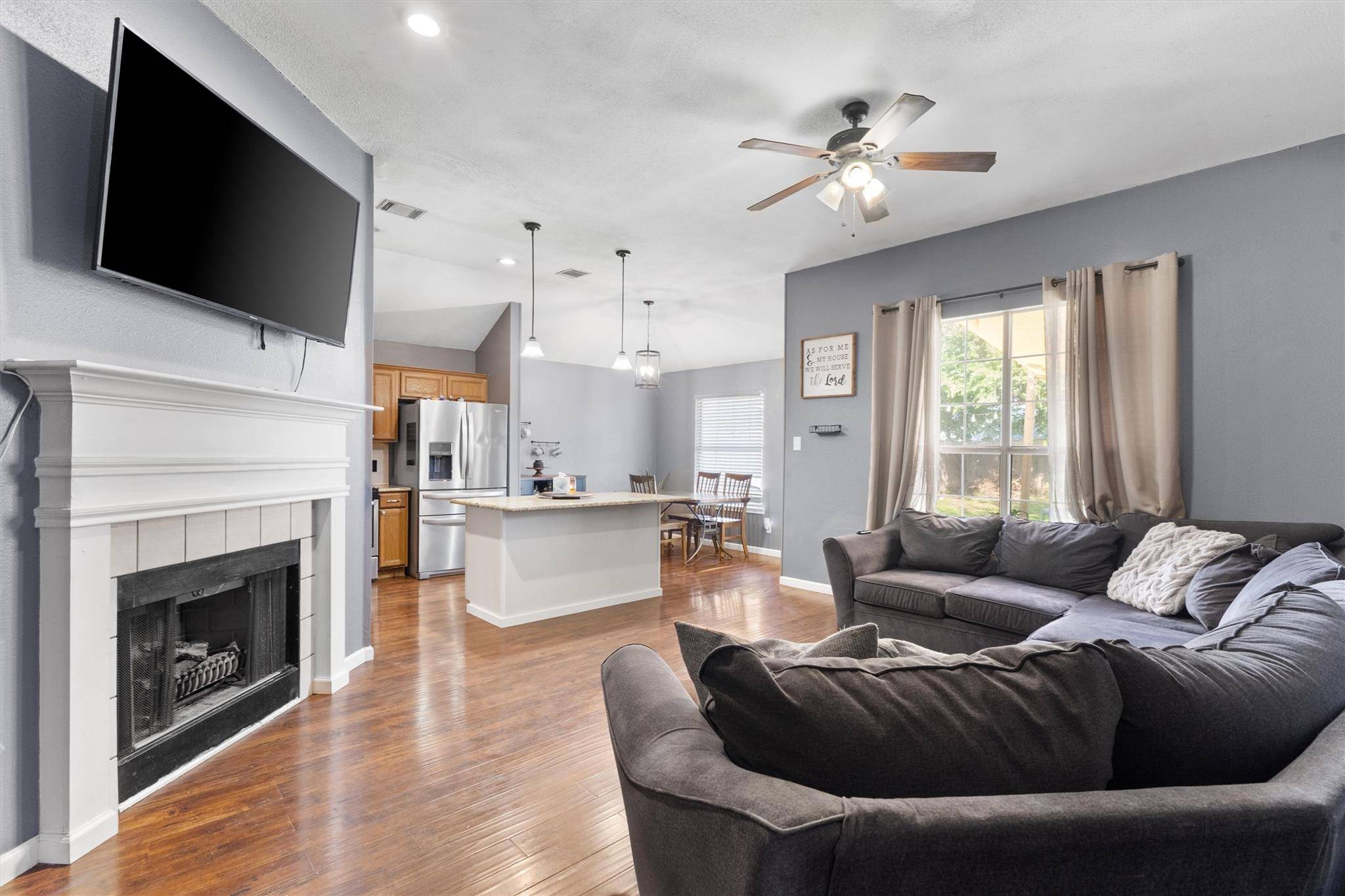 Taylor, TX 76574,2000 Holly Springs DR