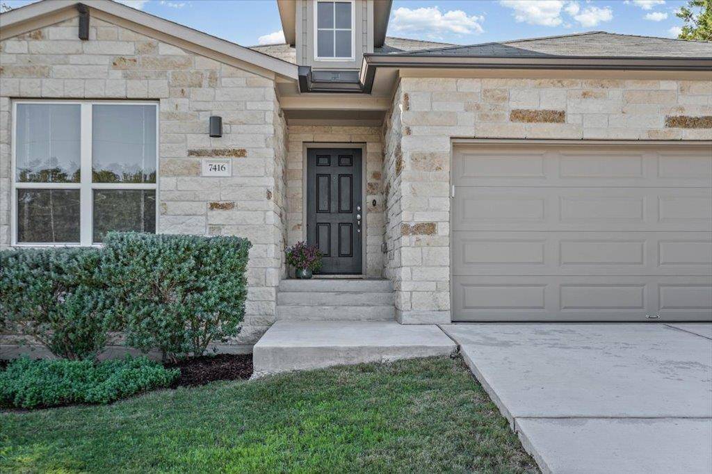 Lago Vista, TX 78645,7416 Spanish Oak DR
