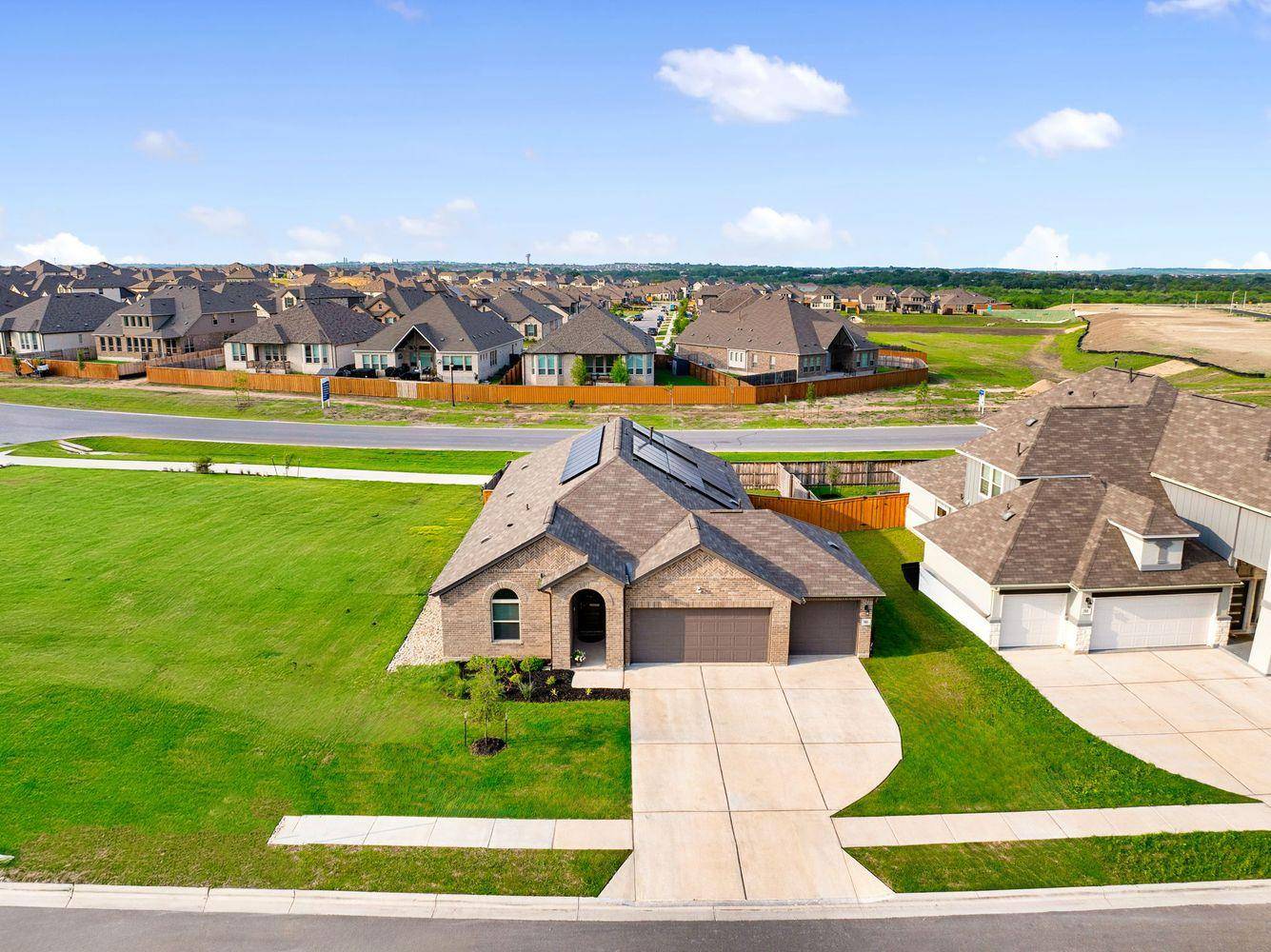 Kyle, TX 78640,143 Dogvane CIR