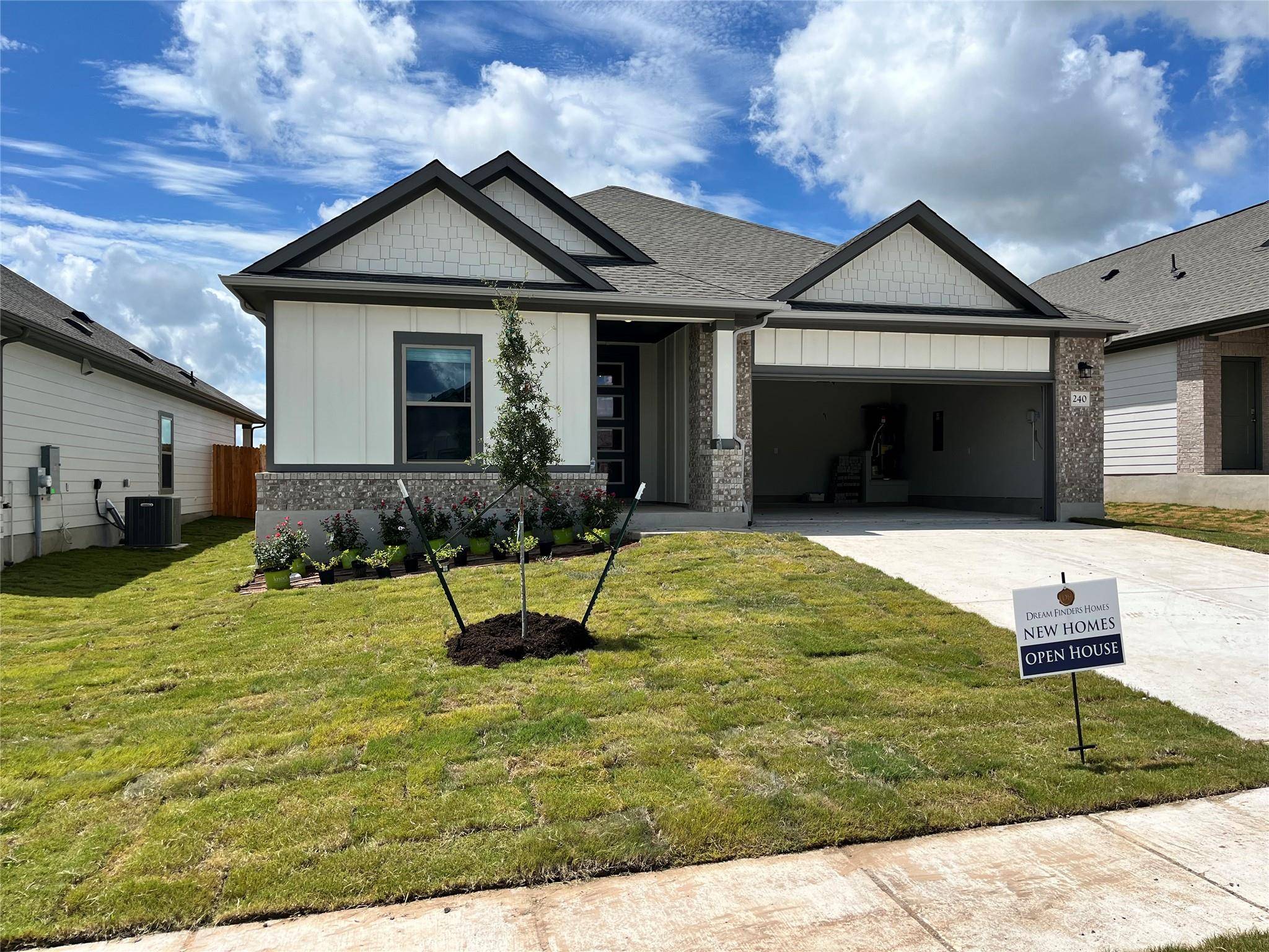 Jarrell, TX 76537,240 Little Green TRL