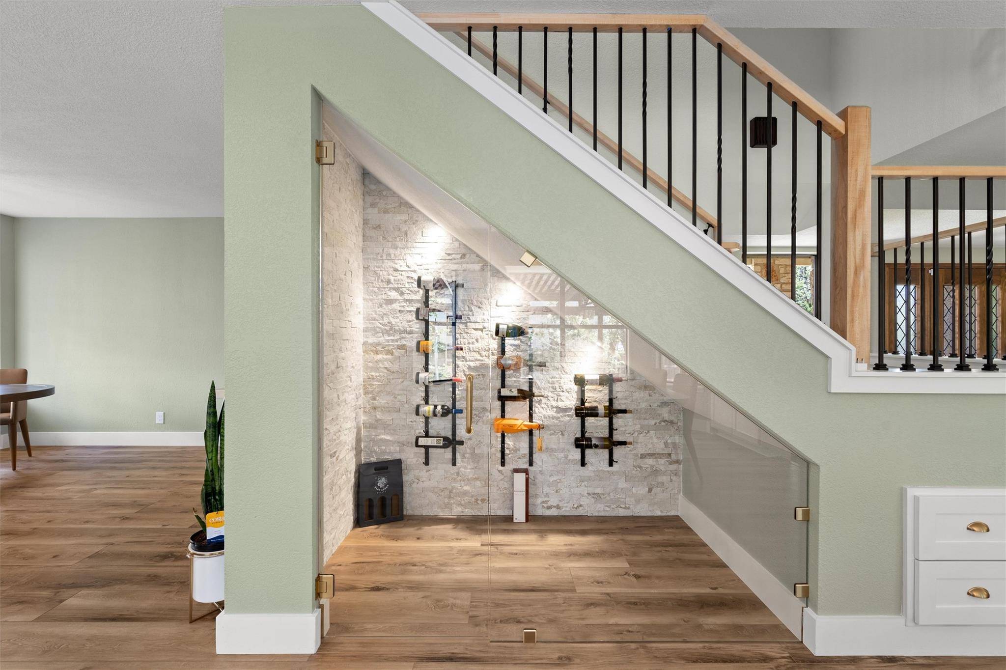 Austin, TX 78750,9800 Knotty Pine CV