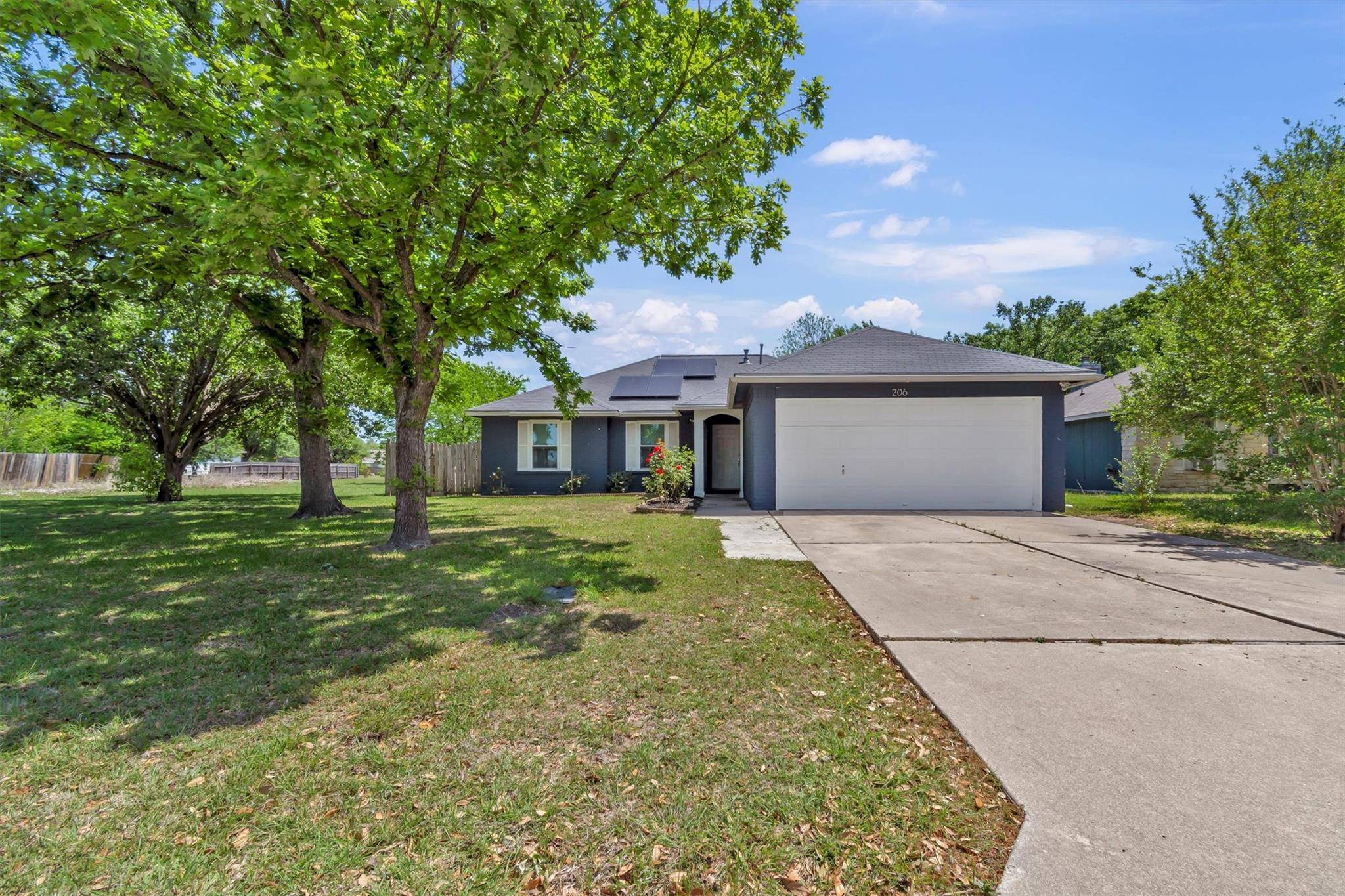 Hutto, TX 78634,206 Quail CIR