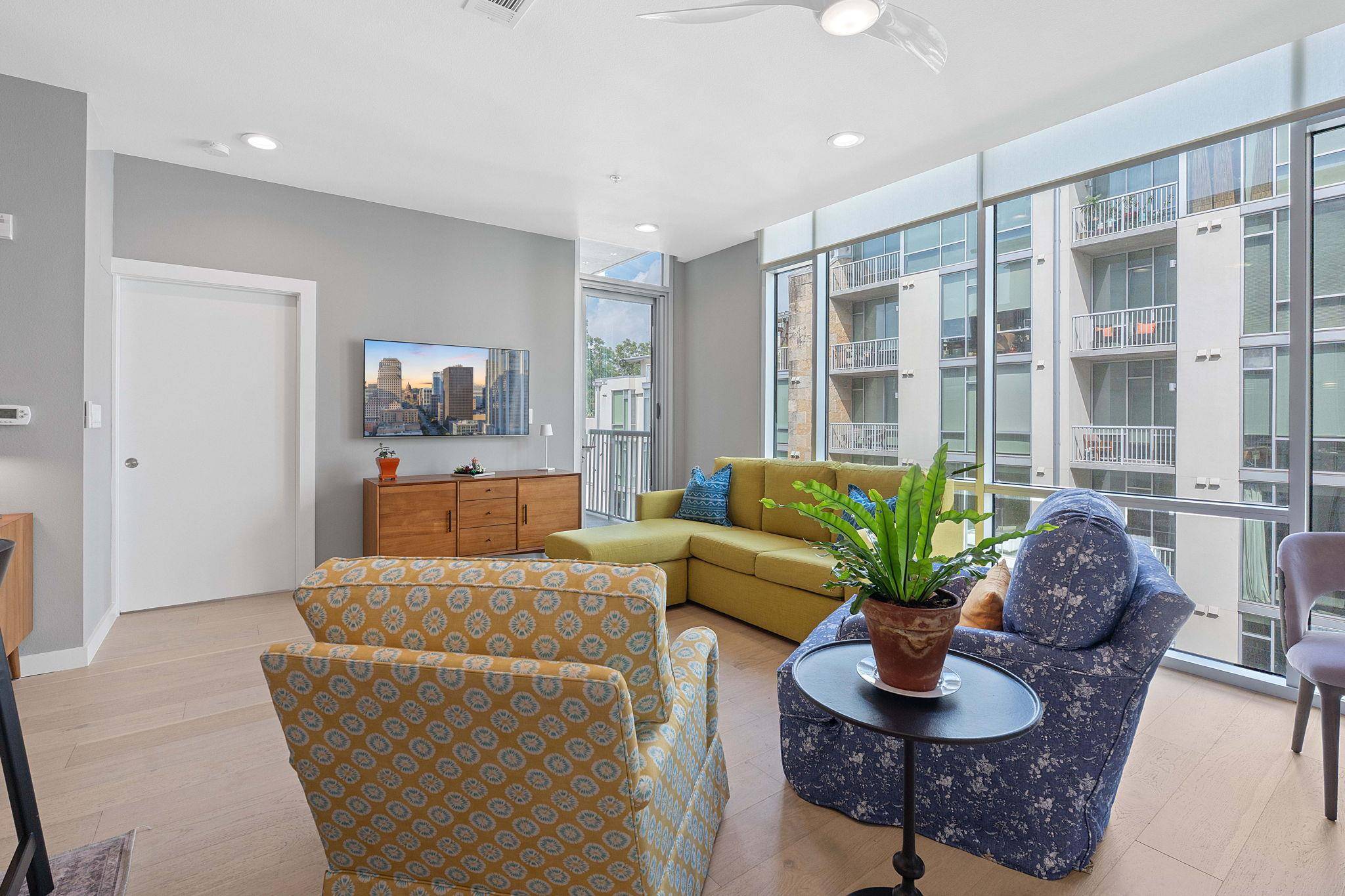 Austin, TX 78704,1600 Barton Springs RD #6403