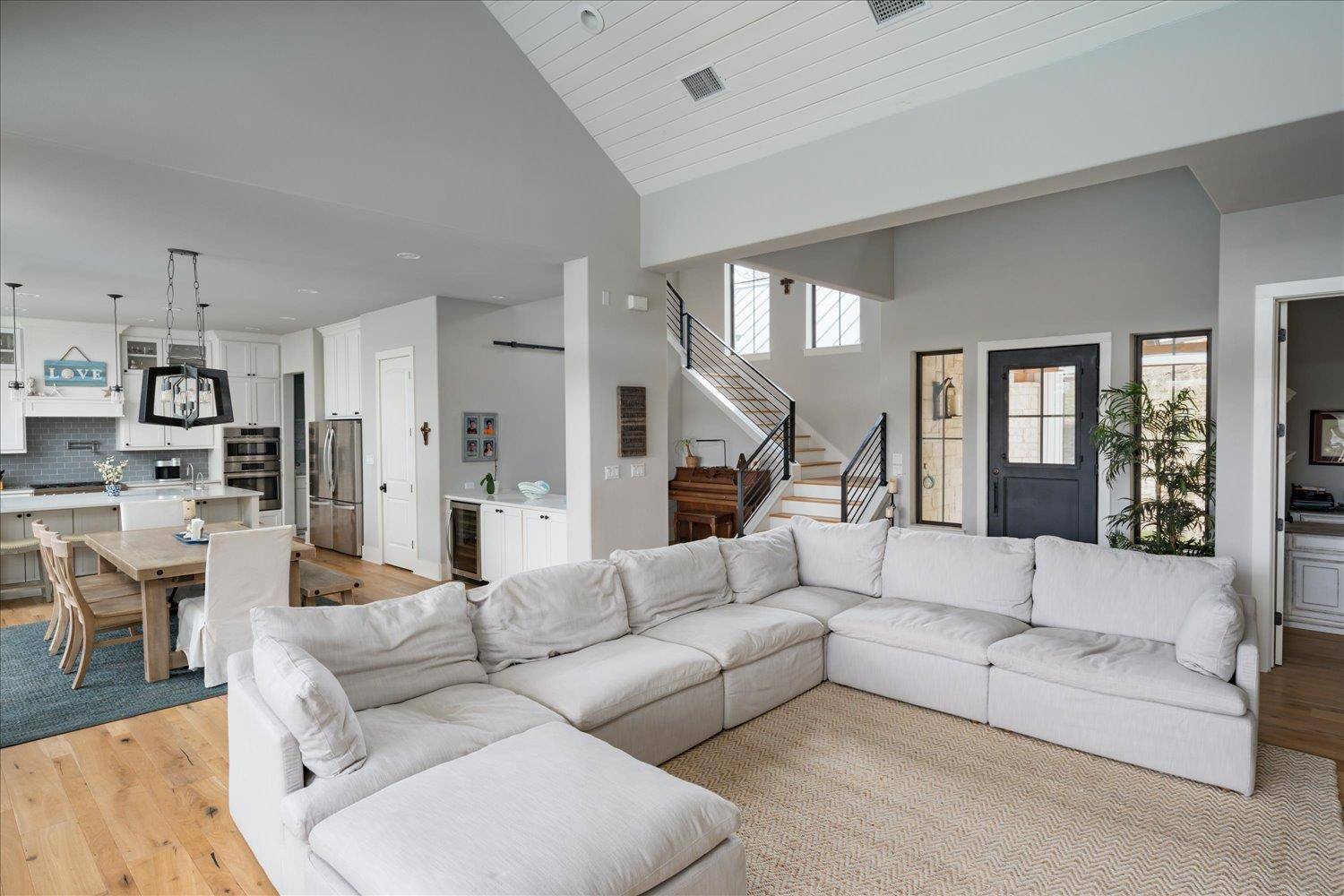 Spicewood, TX 78669,821 S Angel Light DR
