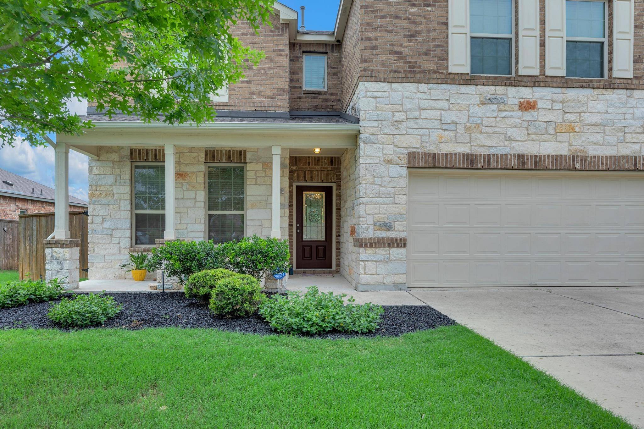 Pflugerville, TX 78660,19612 Dunstan Beacon LN