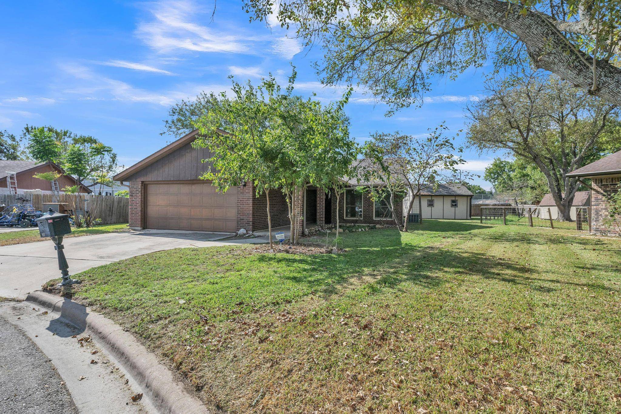 Lockhart, TX 78644,811 Ross CIR