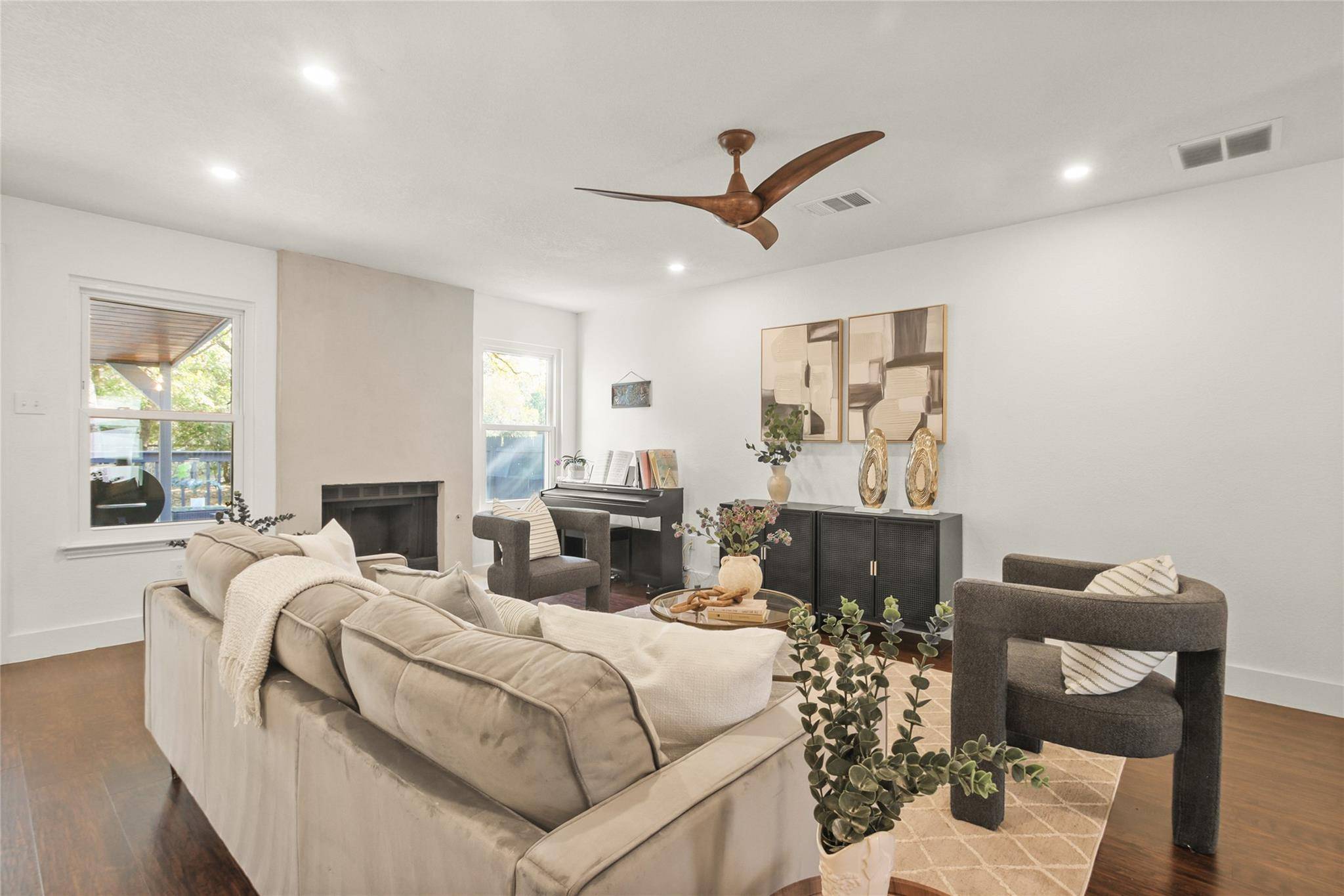 Austin, TX 78749,8407 Copano DR