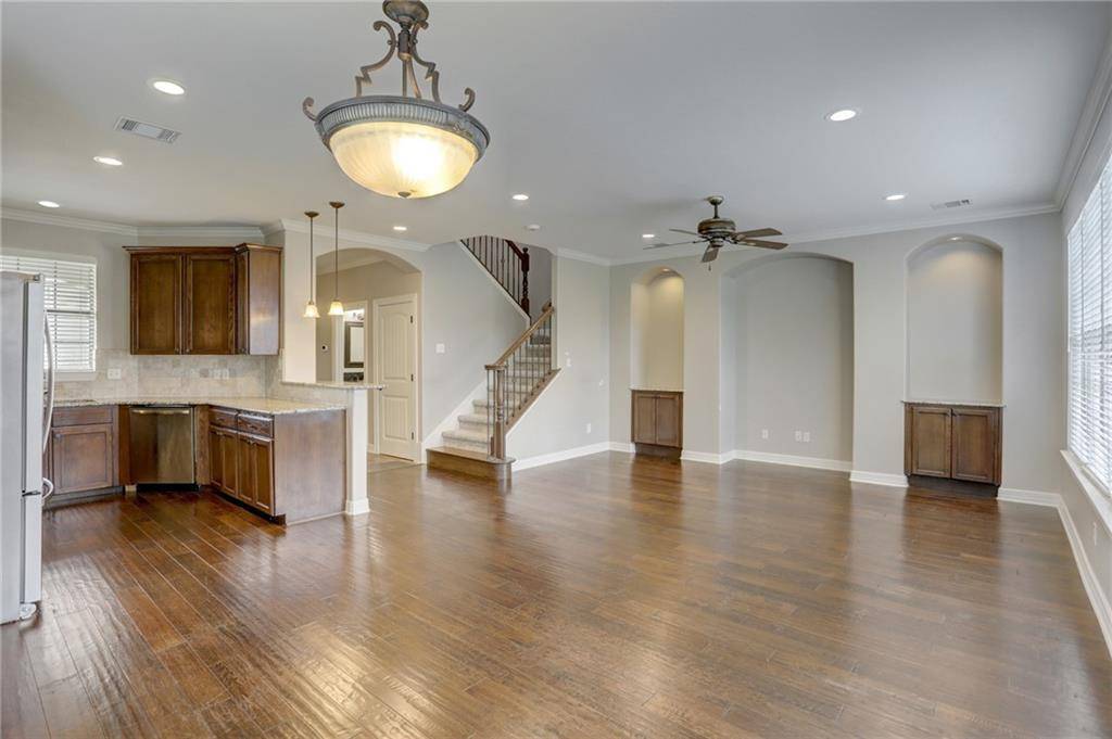 Austin, TX 78731,7140 Chimney CORS #D