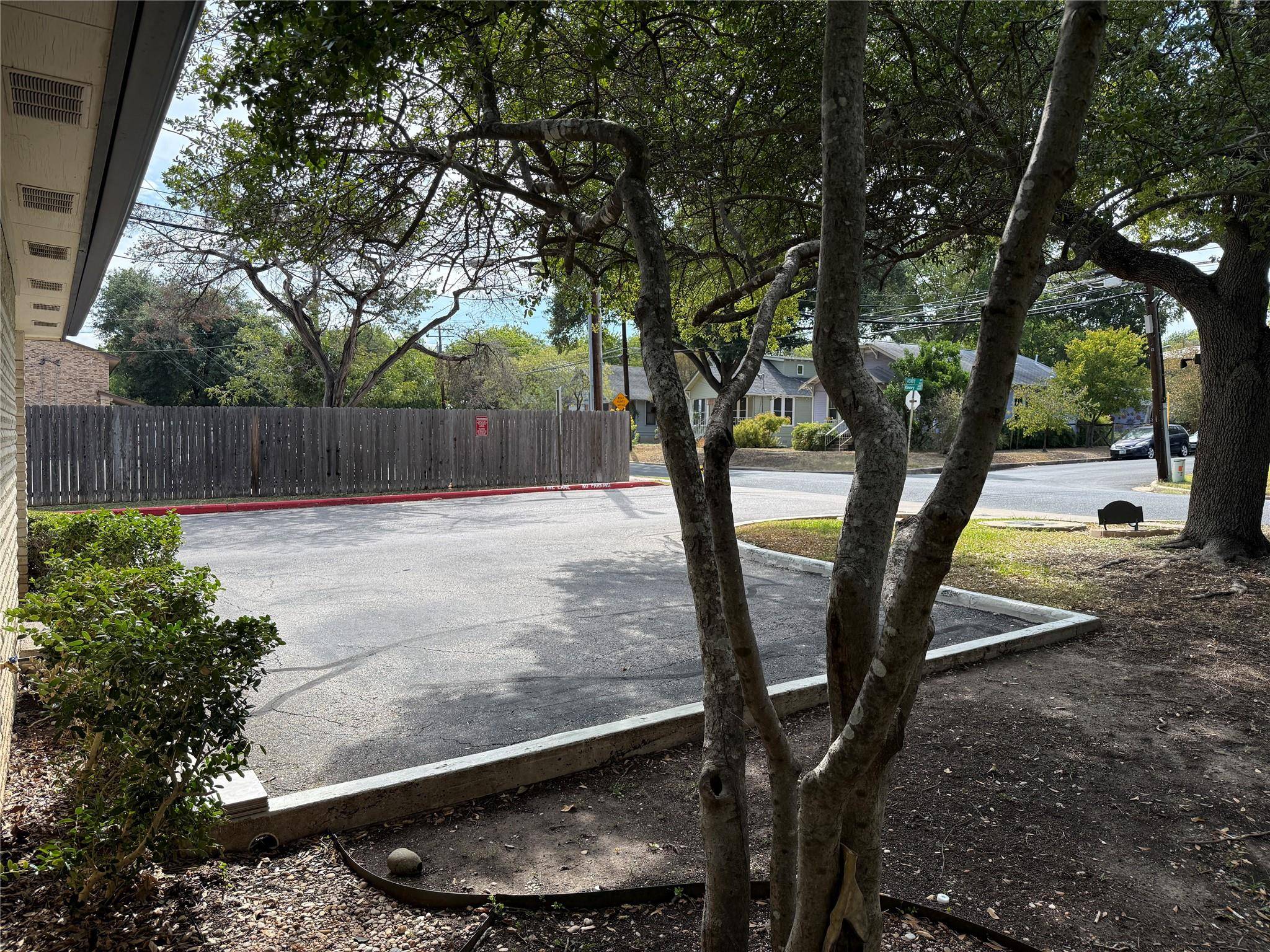 Austin, TX 78704,1307 KINNEY Ave #133